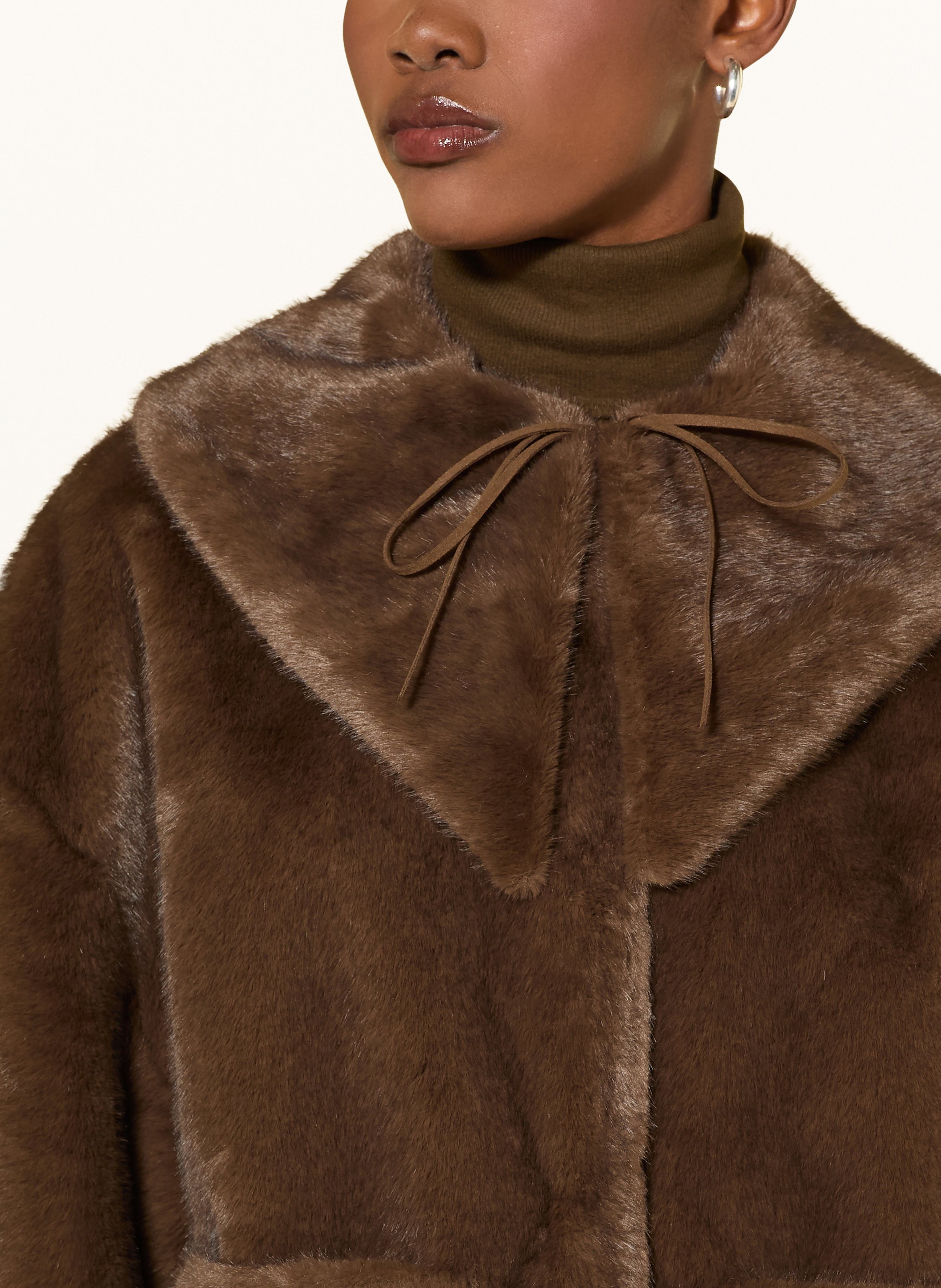 Thumbnail - By Malene Birger Kunstpelz-Jacke Jacquie Mit Abnehmbarem Kragen braun