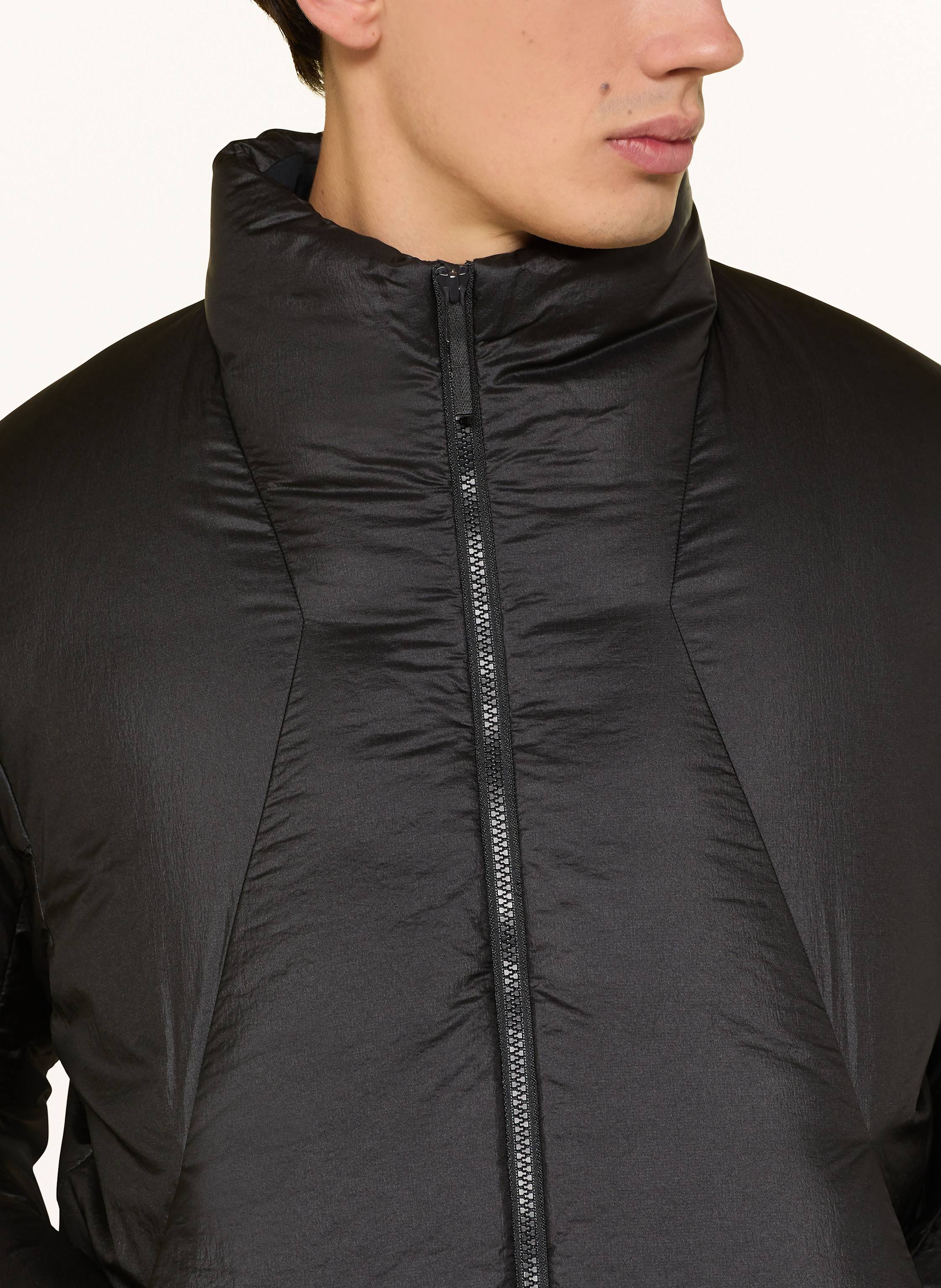 Thumbnail - Veilance Daunenjacke schwarz