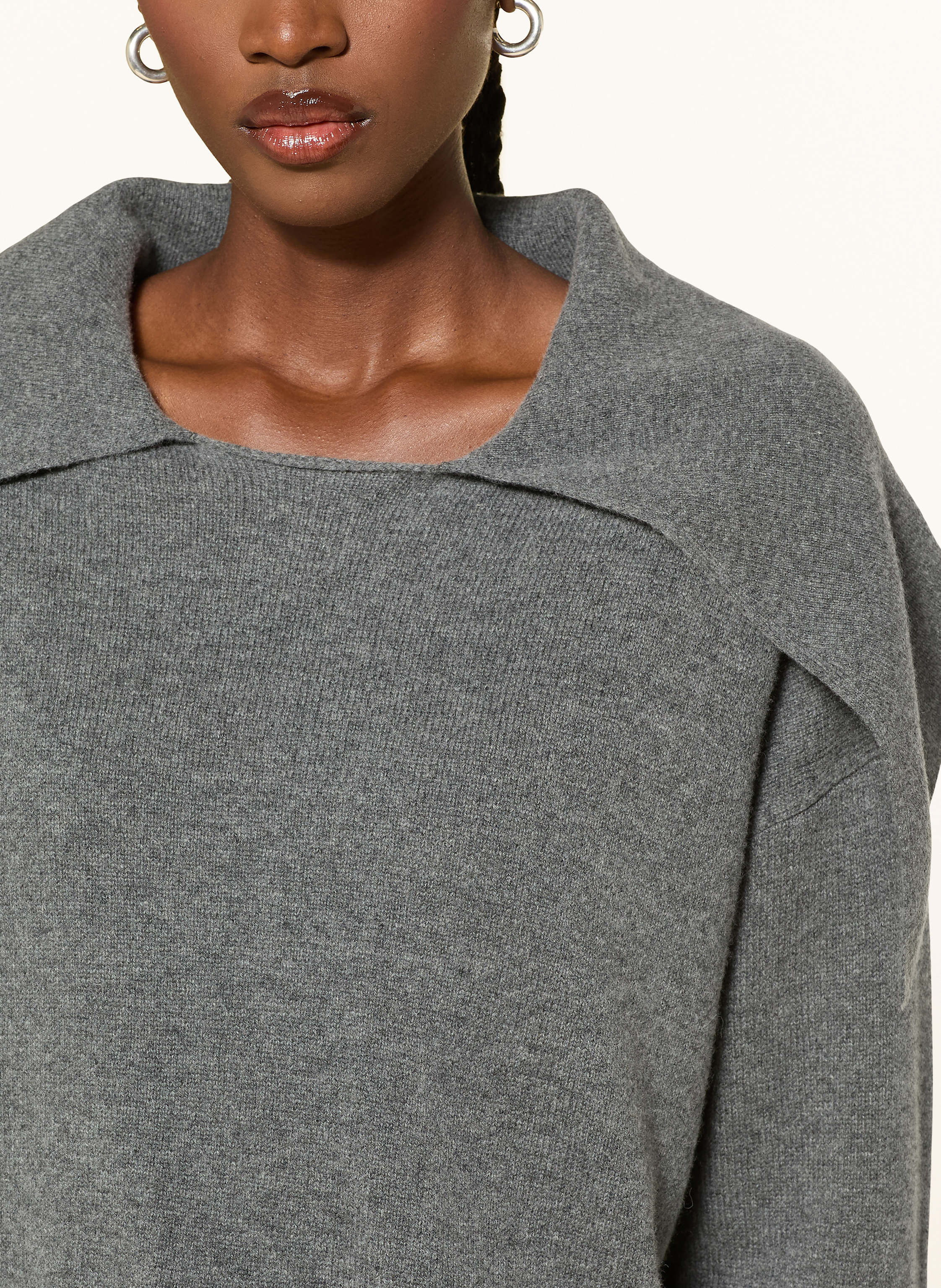 Thumbnail - Bakaree Pullover grau