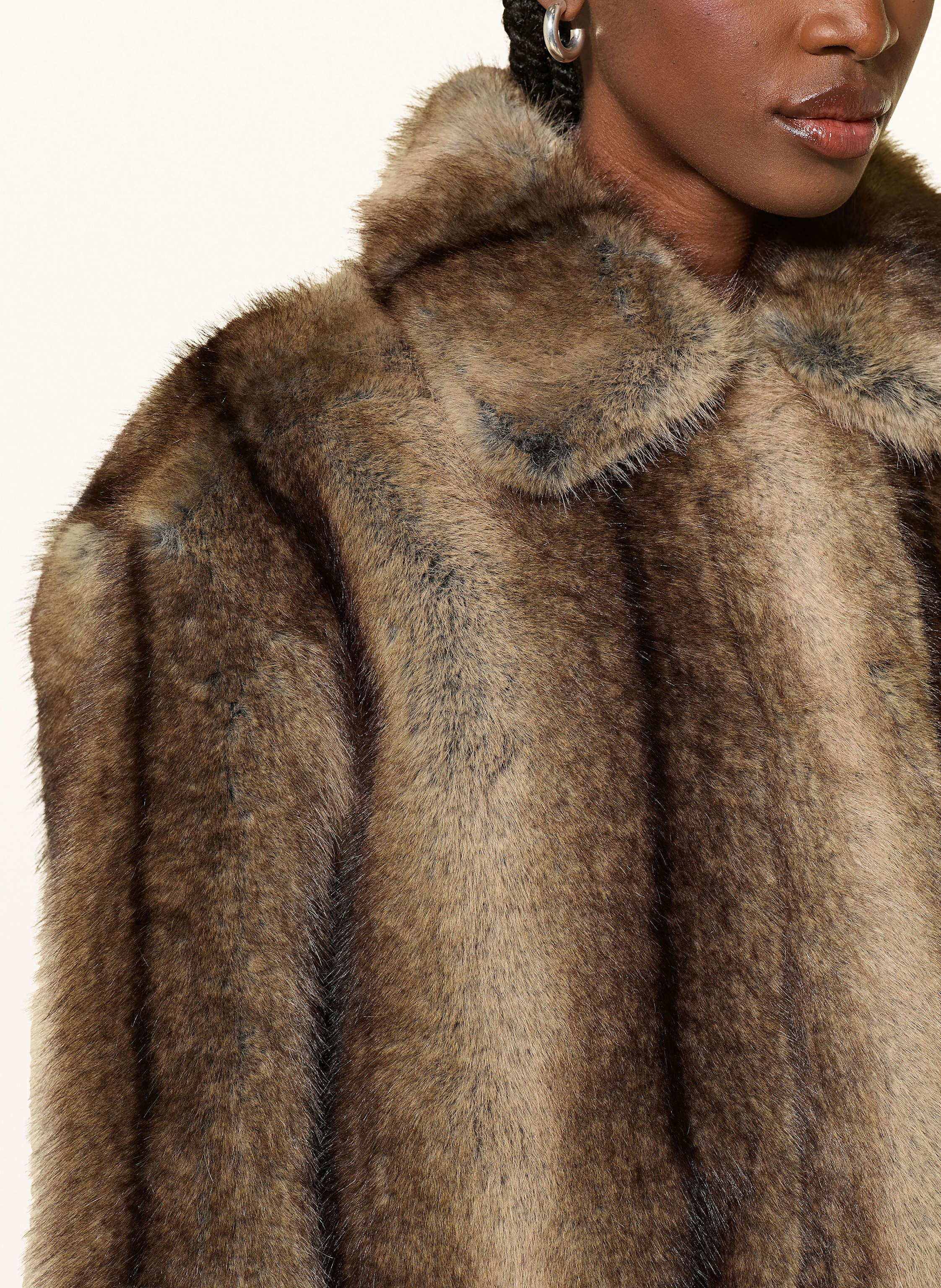 Thumbnail - Studio Ar Kunstfell-Jacke Lucy braun