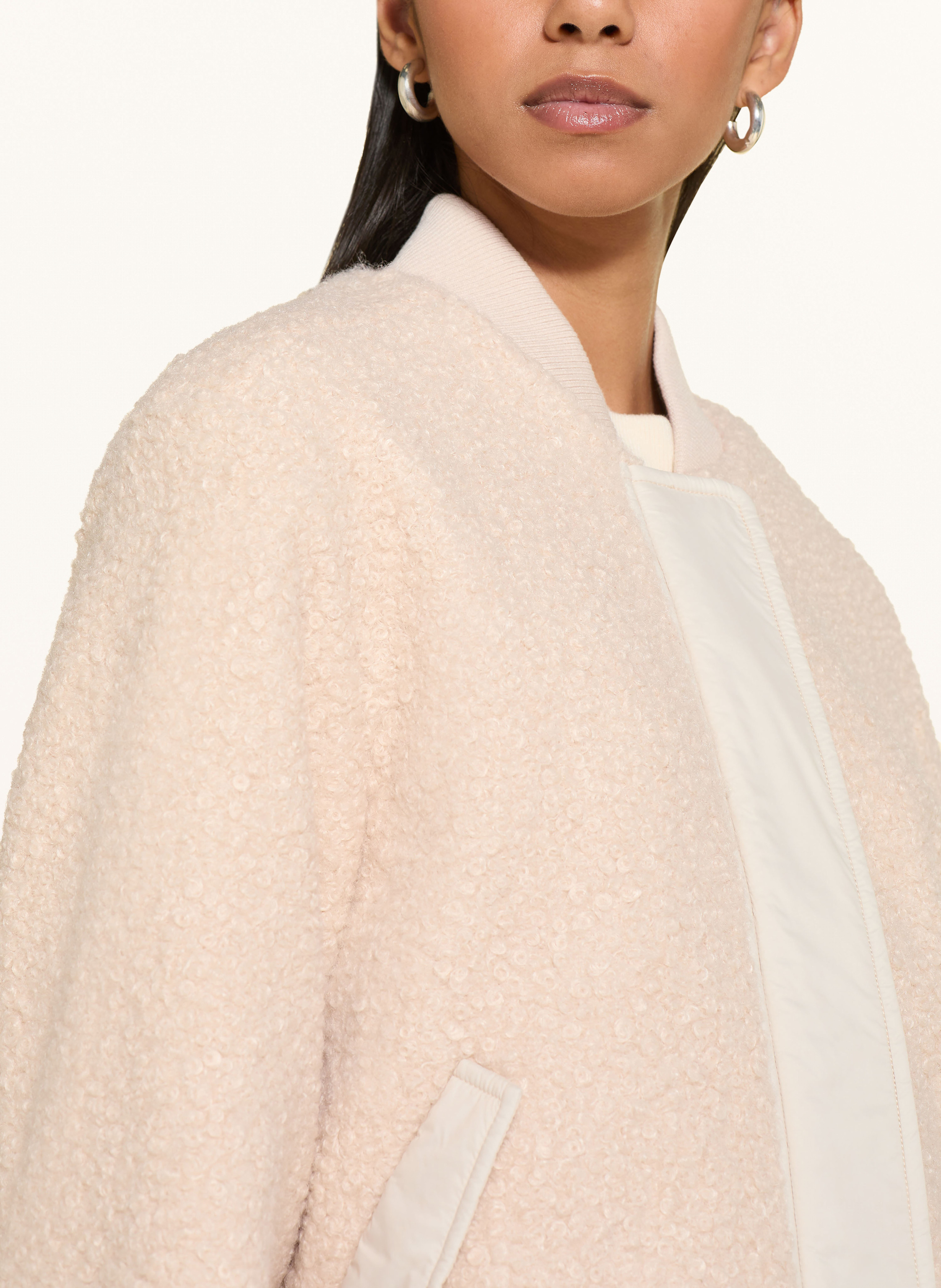 Thumbnail - Milano Italy Bouclé-Jacke beige