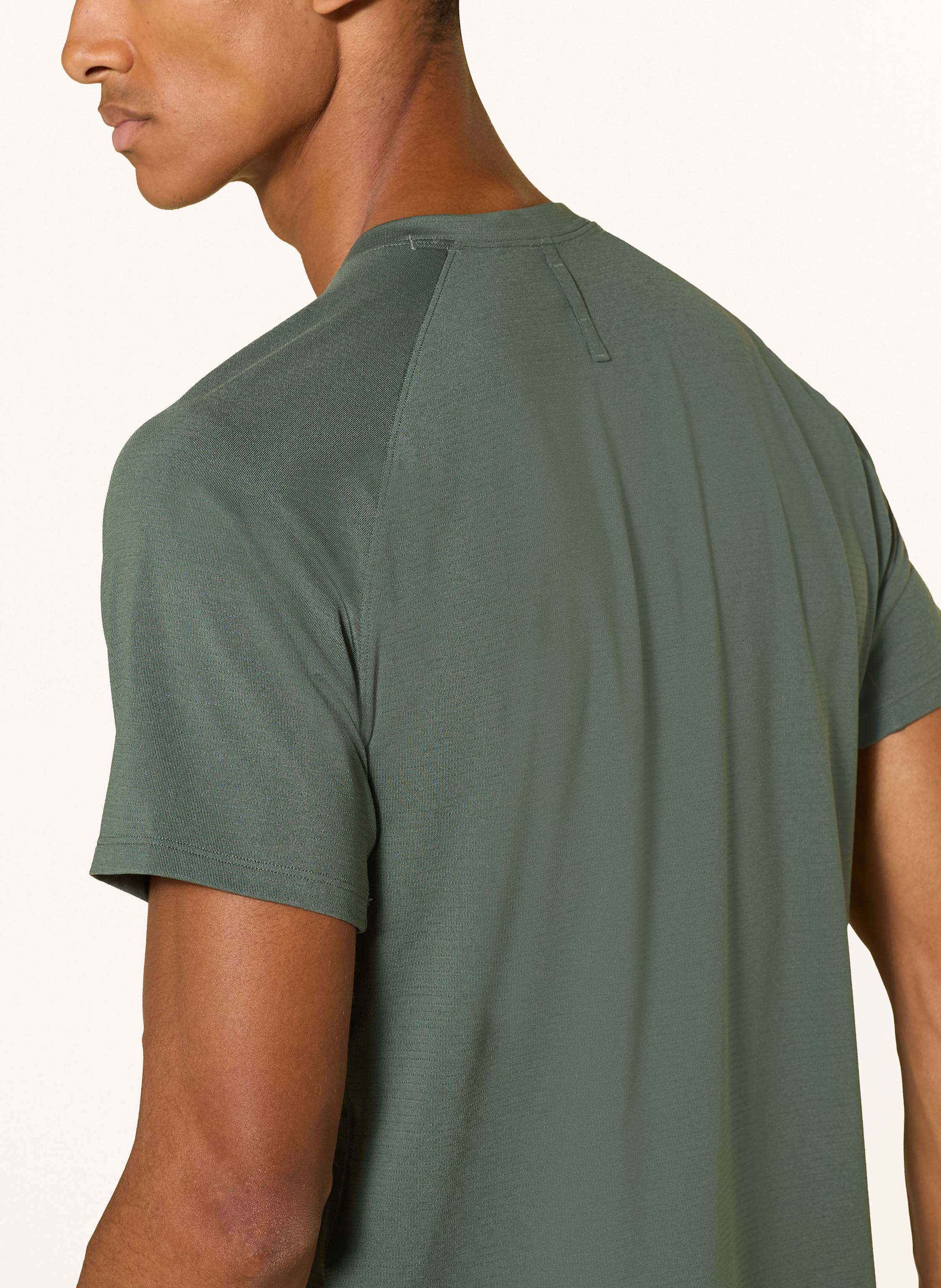 Thumbnail - Lululemon T-Shirt License To Train blau