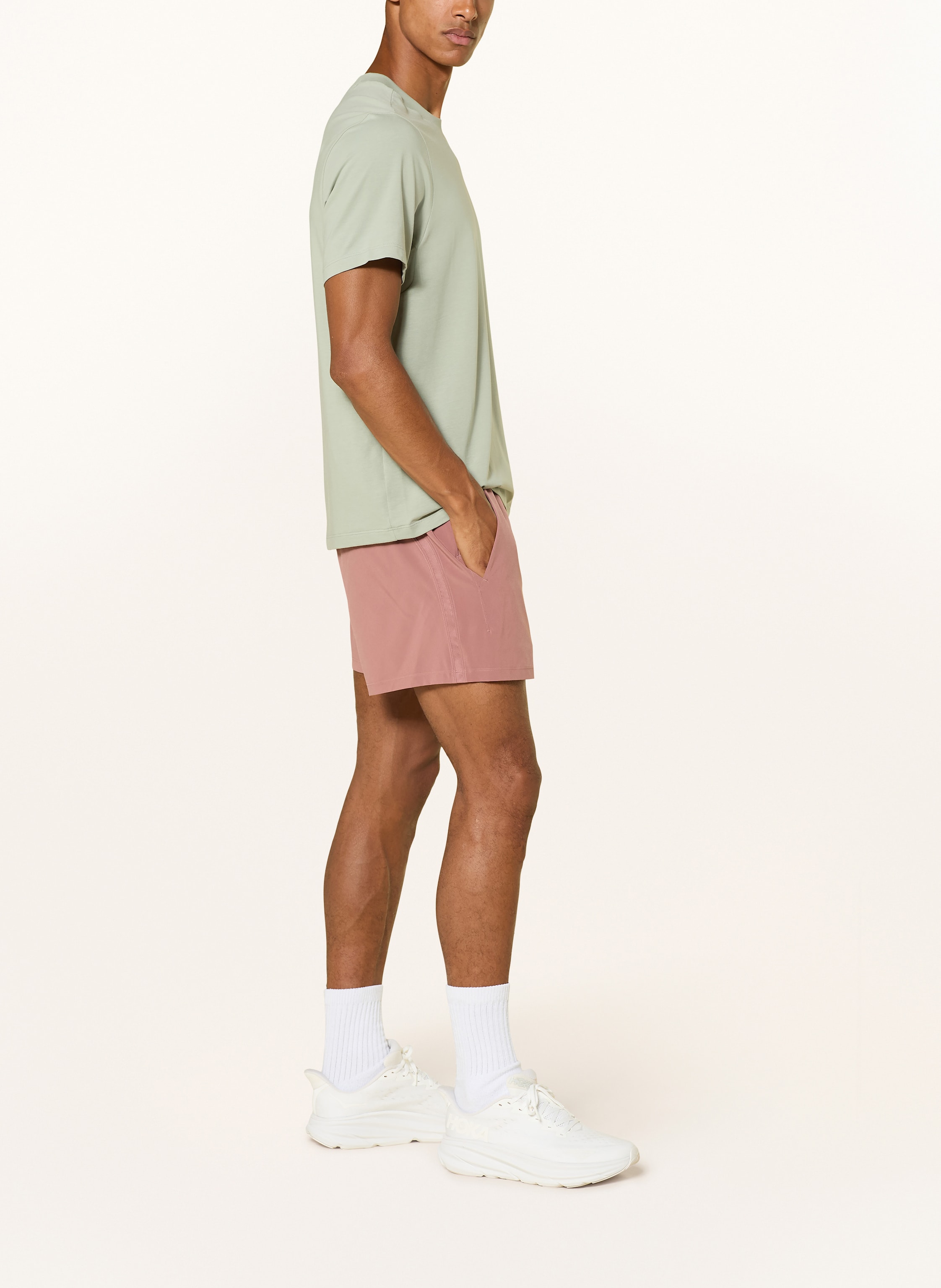Thumbnail - Lululemon Laufshorts Breaker Linerless Short 5in braun
