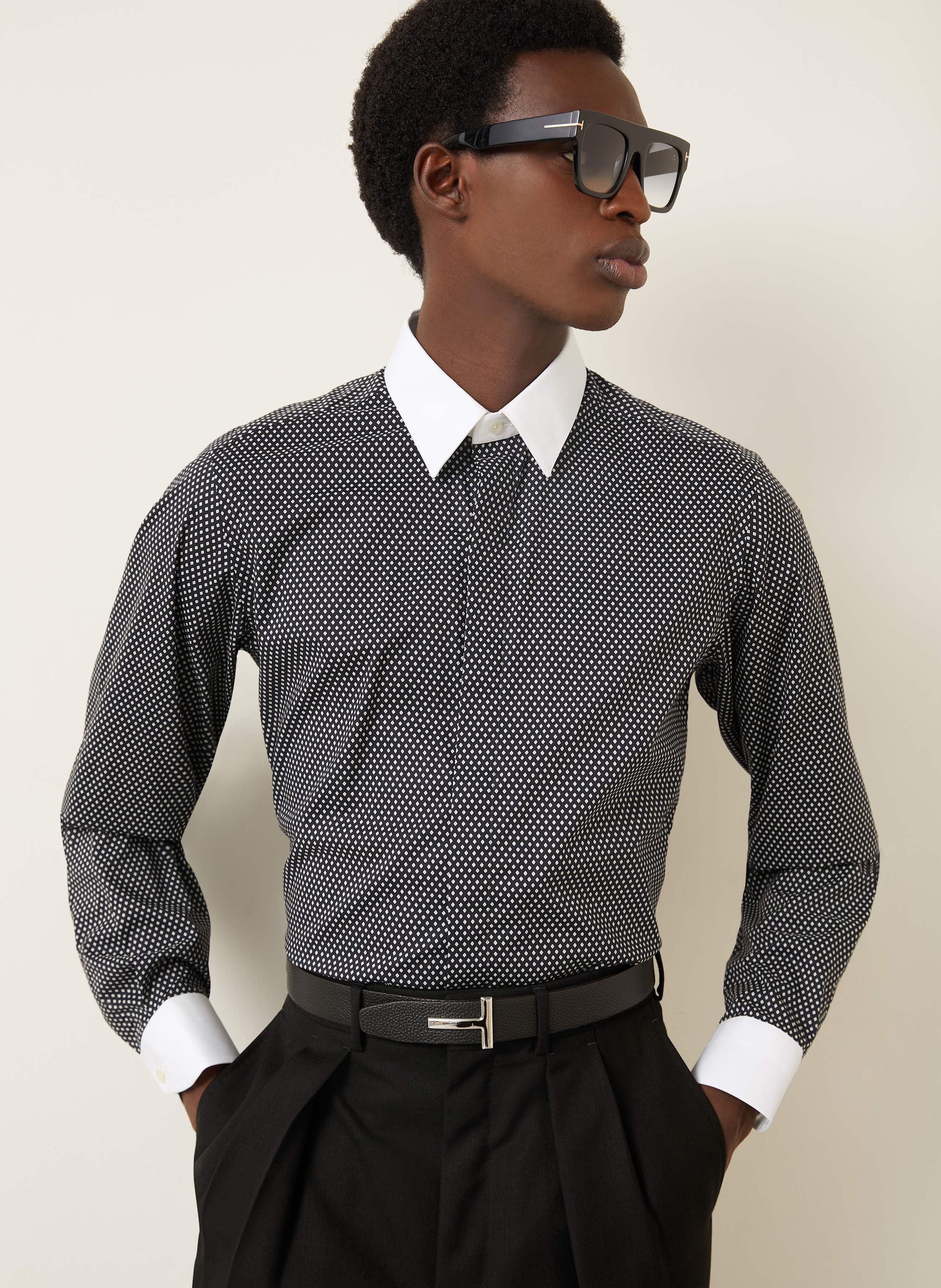 Thumbnail - Tom Ford Hemd Classic Fit schwarz