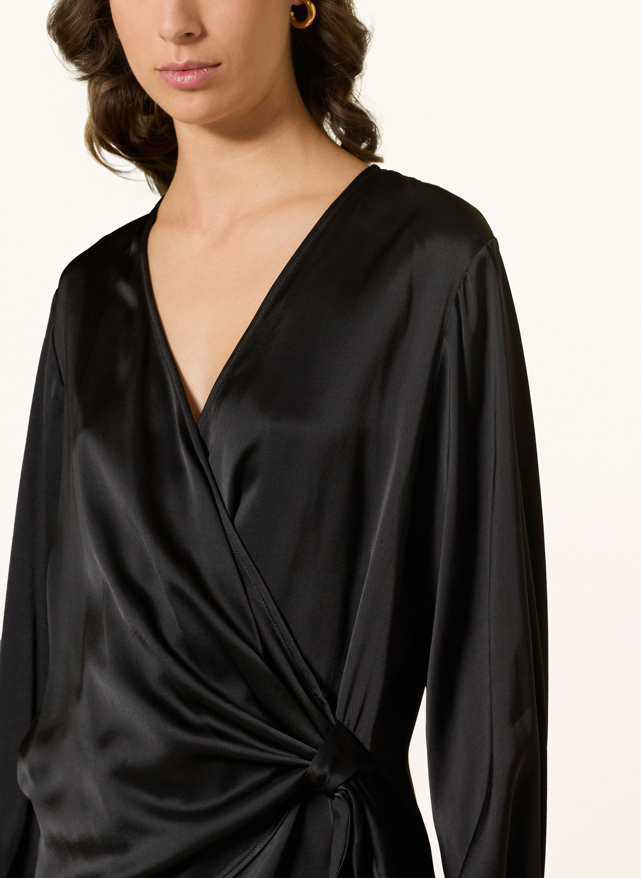 Thumbnail - Ottod'ame Wickelbluse Aus Satin schwarz