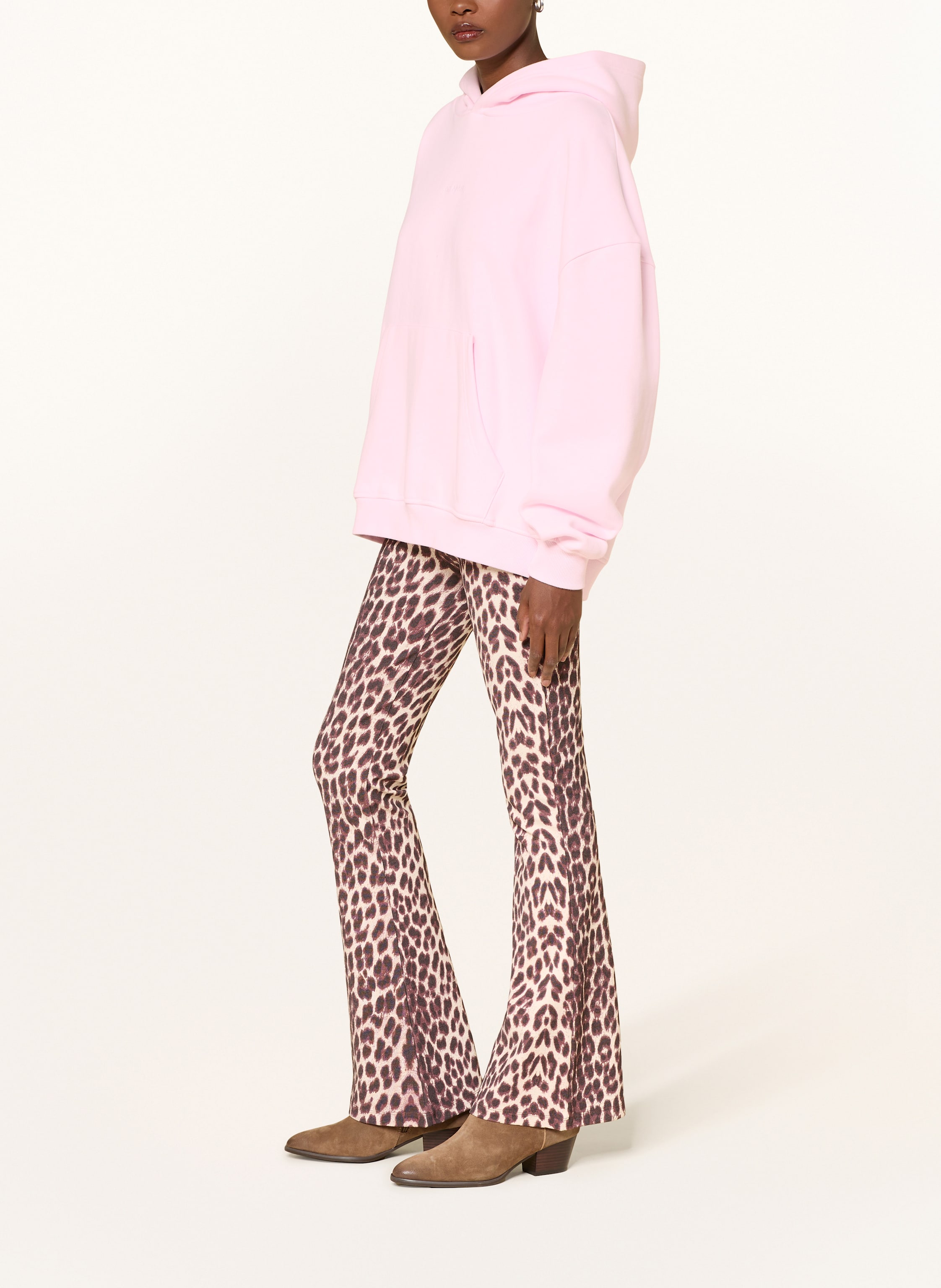 Thumbnail - Oh April Hoodie Boyfriend pink