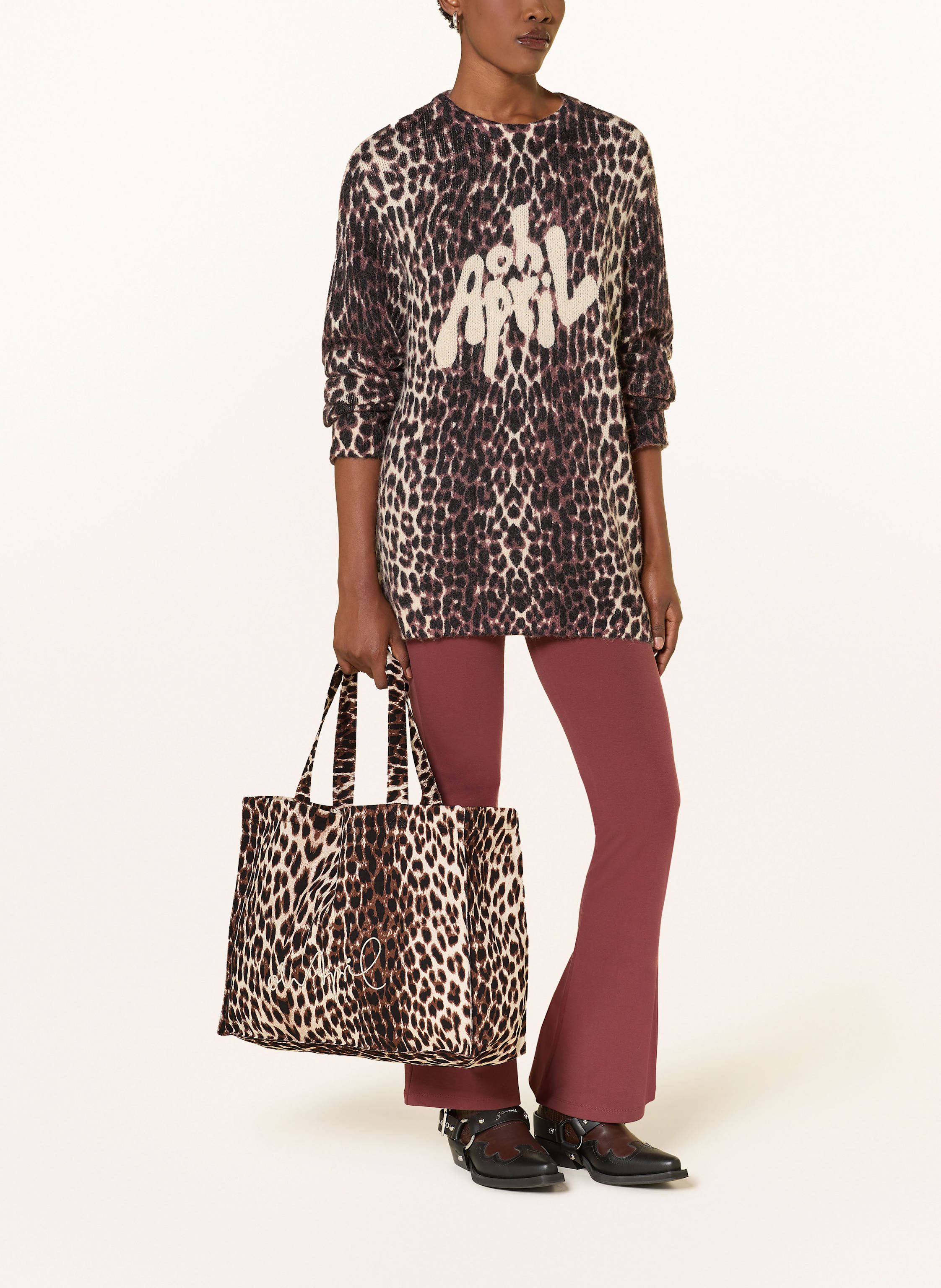 Thumbnail - Oh April Shopper Woy braun