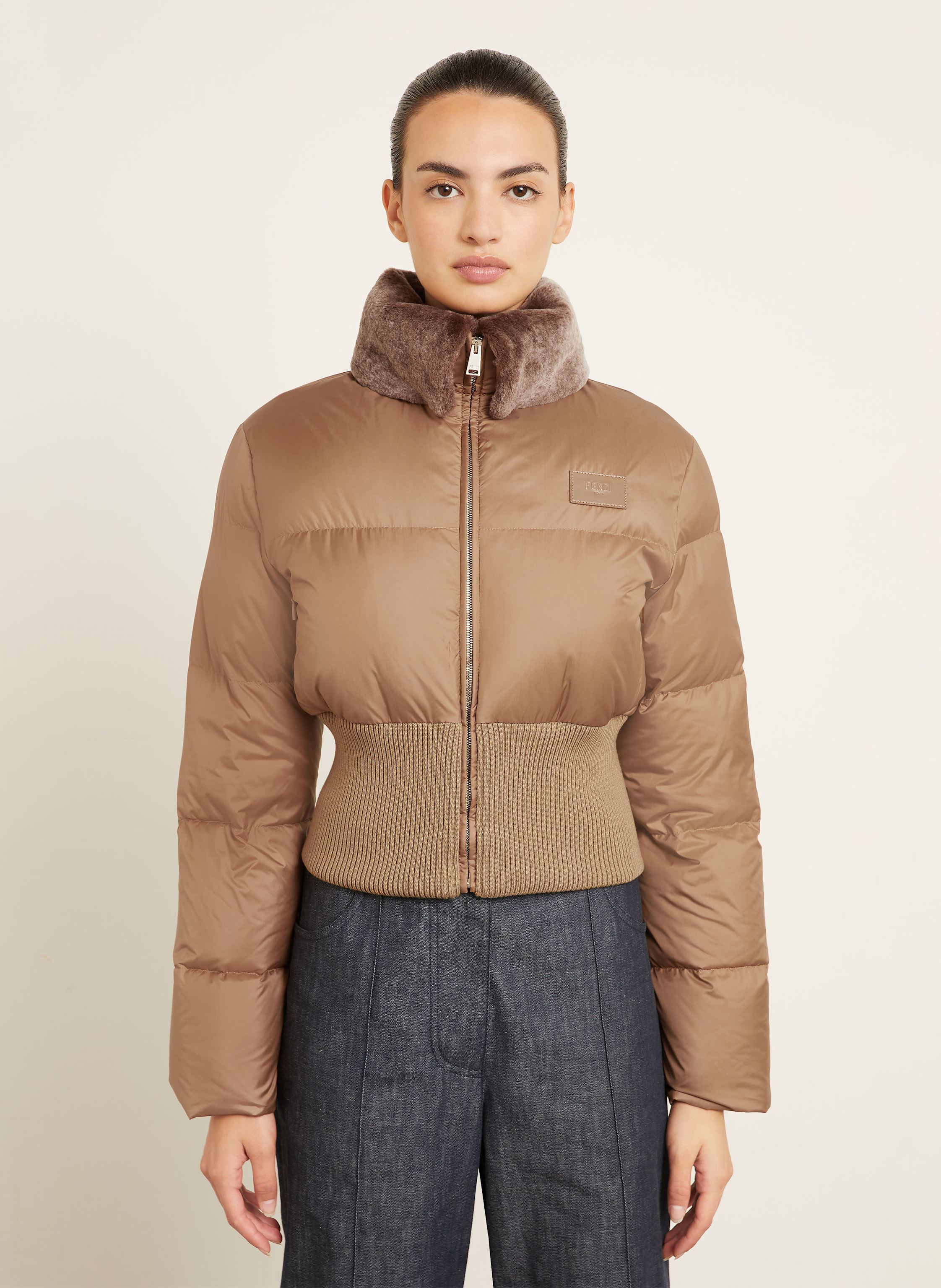 Thumbnail - Fendi Daunenjacke Mit Abnehmbarem Kragen beige