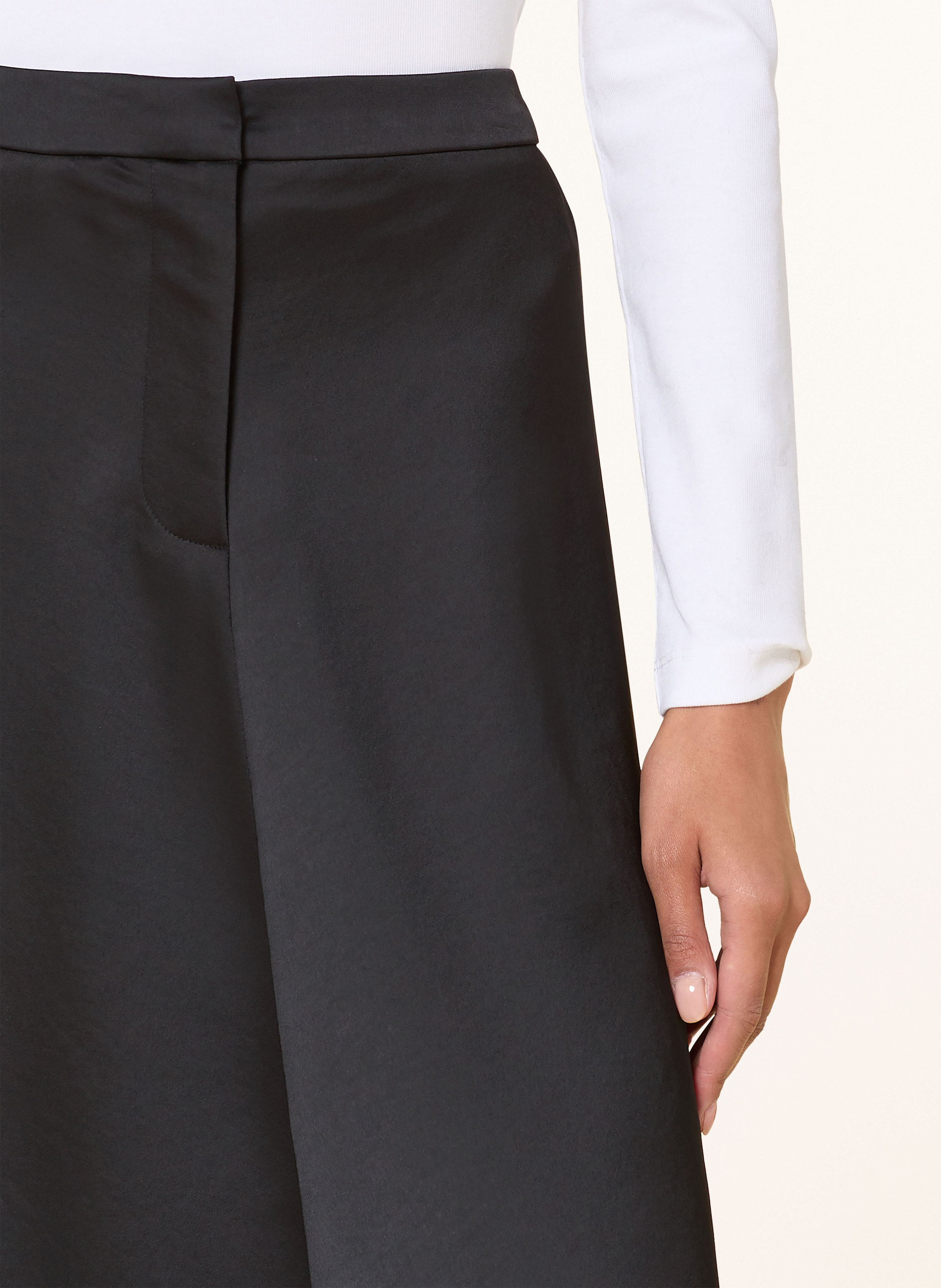 Thumbnail - Luisa Cerano Satinrock schwarz