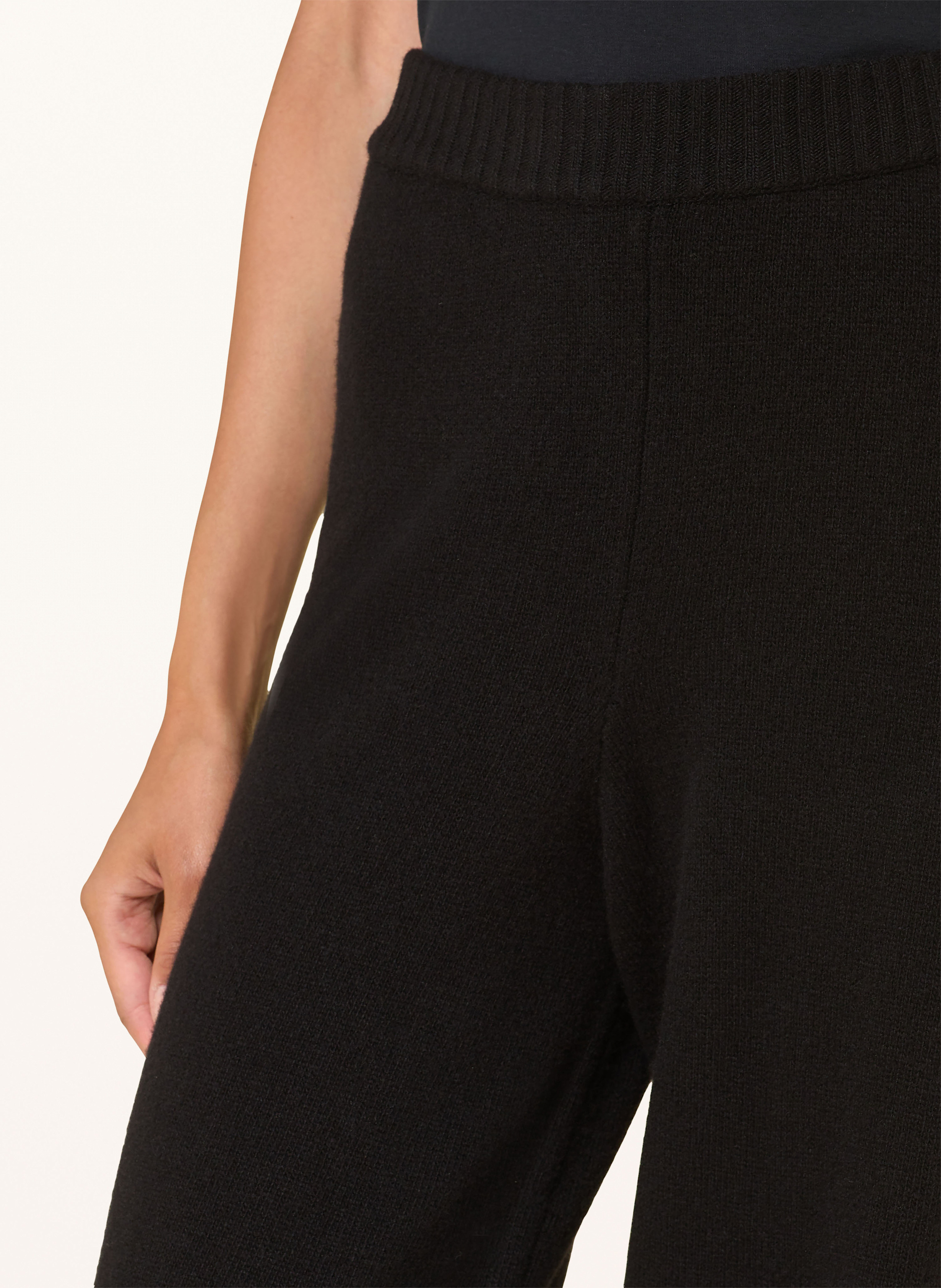 Thumbnail - By Aylin Koenig Strickhose Margret schwarz