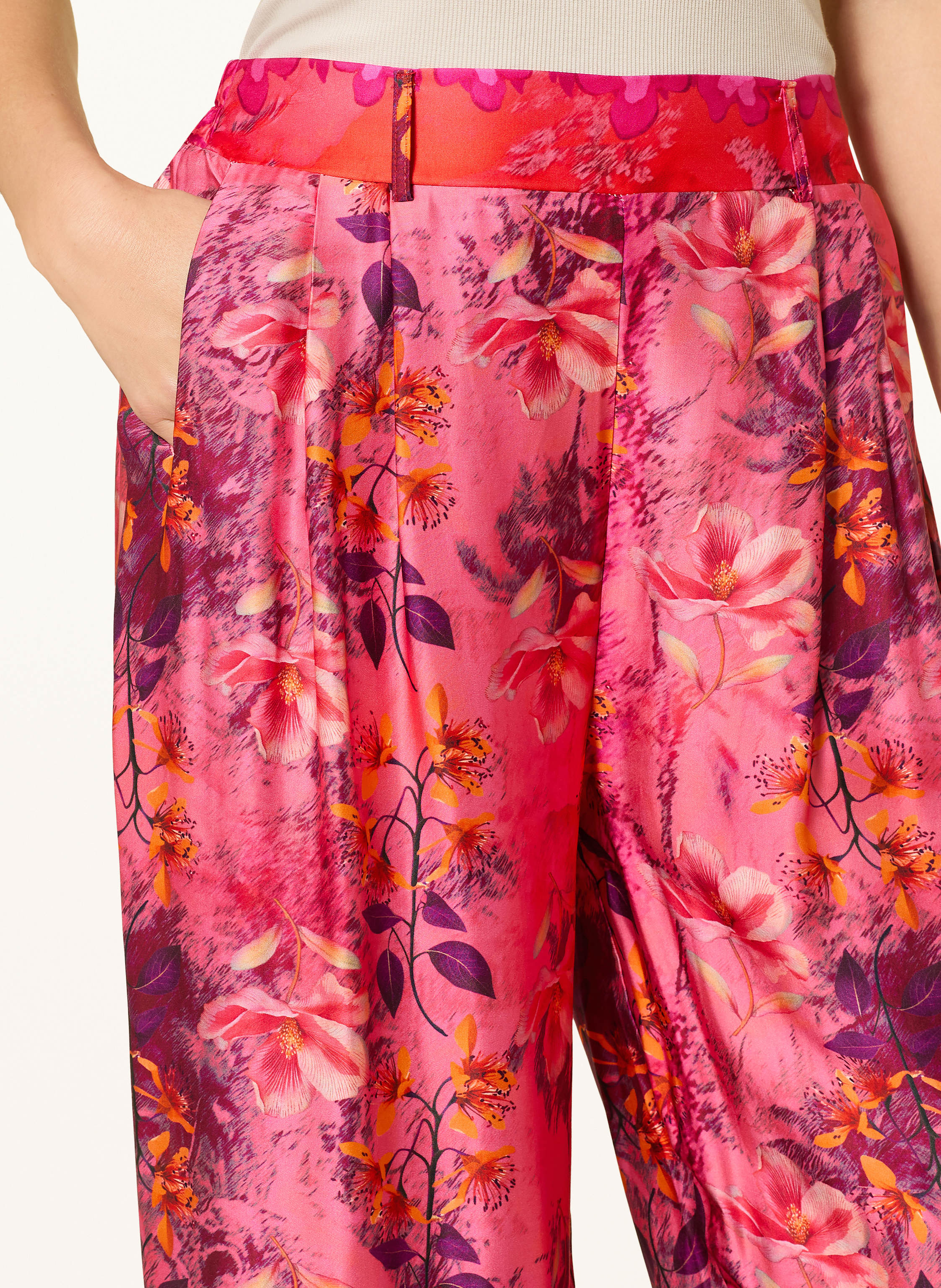 Thumbnail - Miss Goodlife Marlenehose Pink Tiger Aus Satin pink