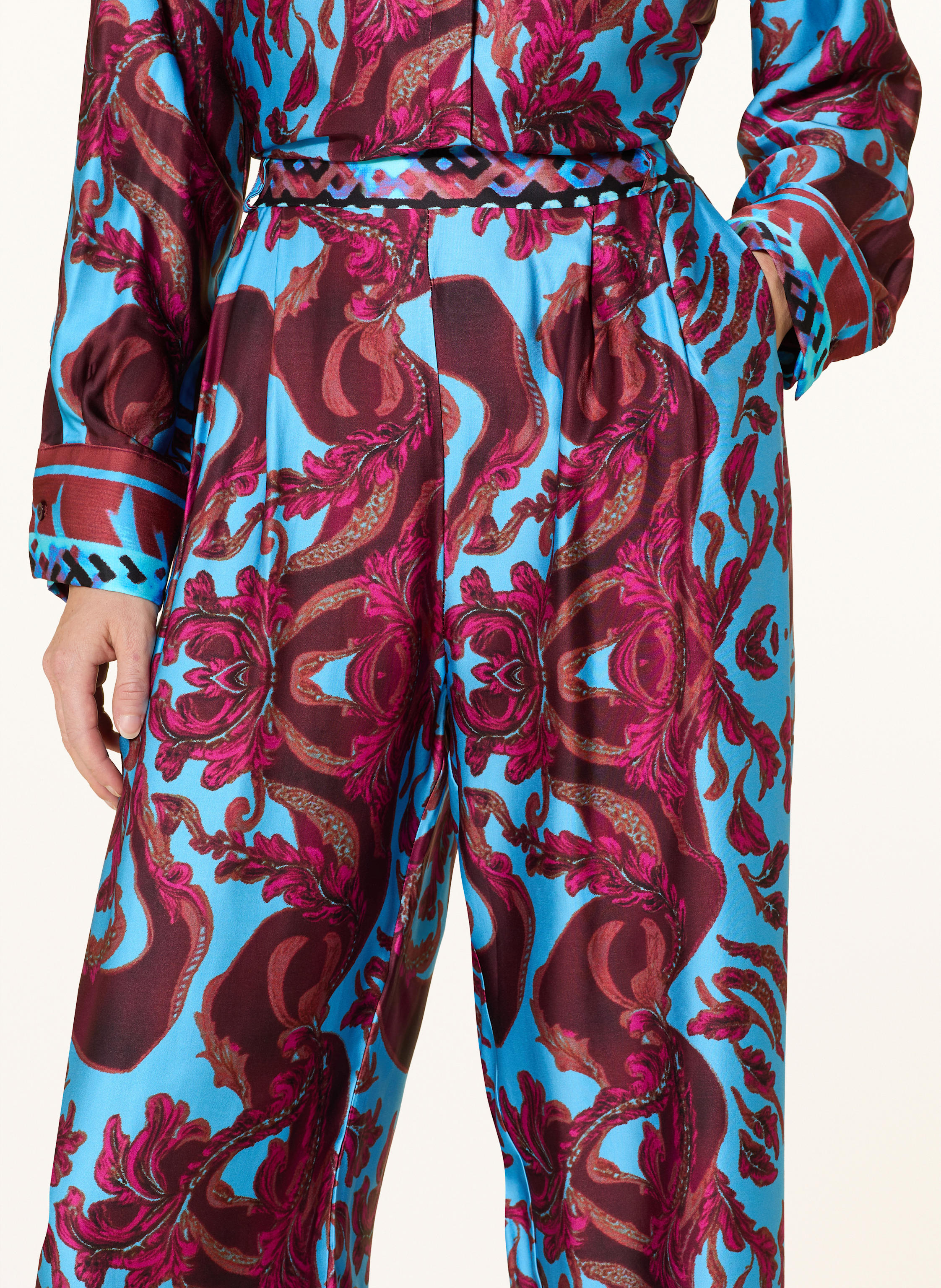 Thumbnail - Miss Goodlife Marlenehose Aus Satin blau