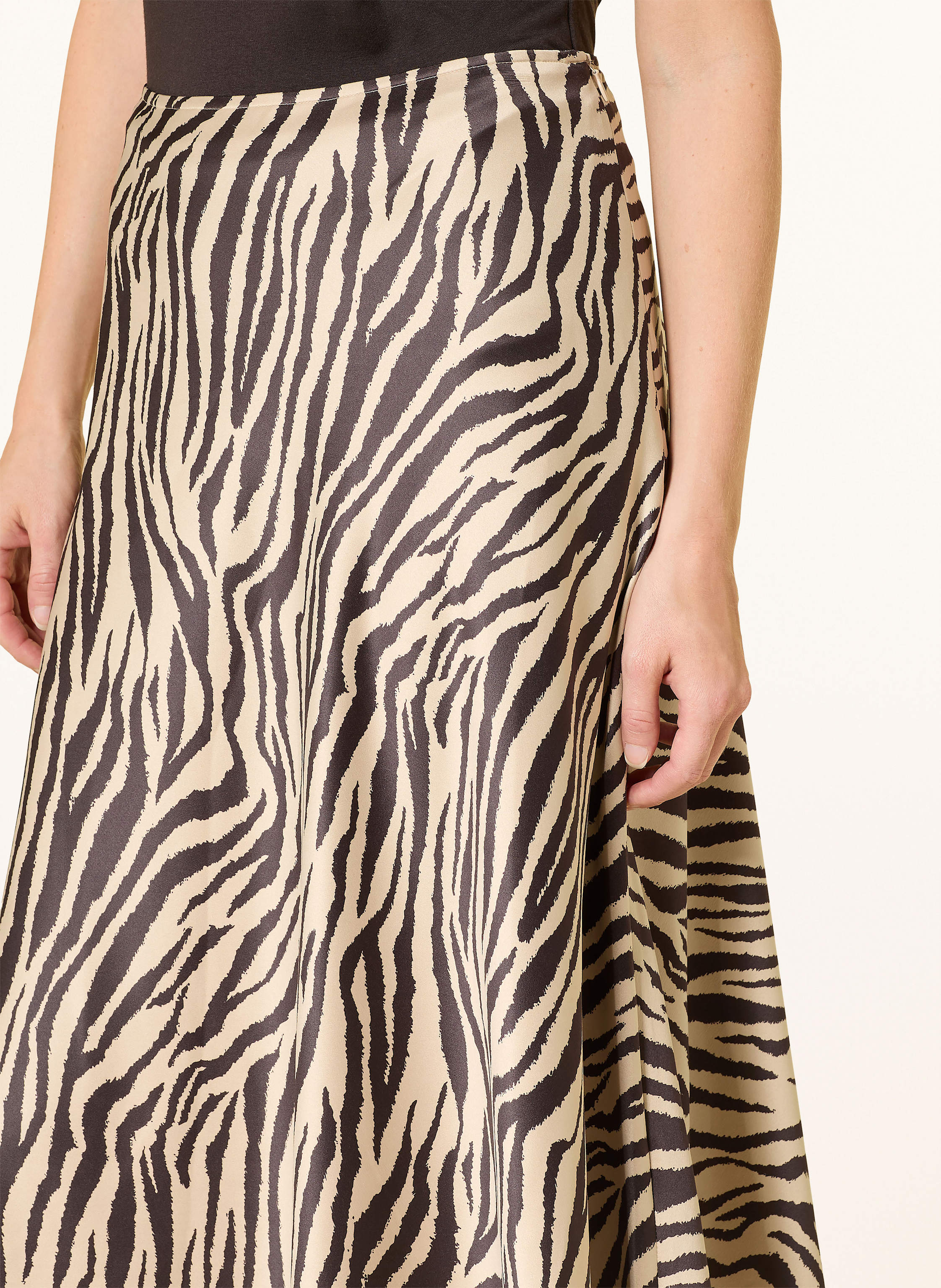 Thumbnail - Juvia Satinrock Fleur beige