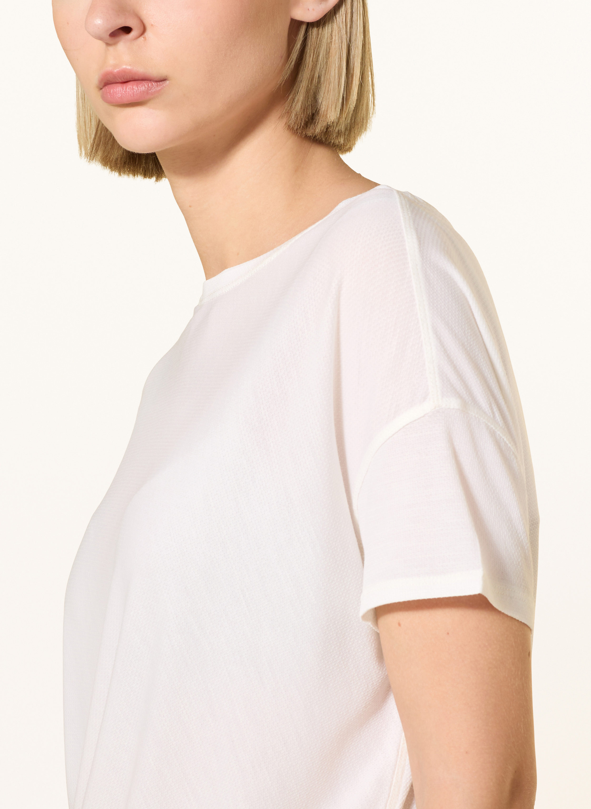 Thumbnail - Super.Natural Funktionsshirt Loose Air Mit Merinowolle weiss