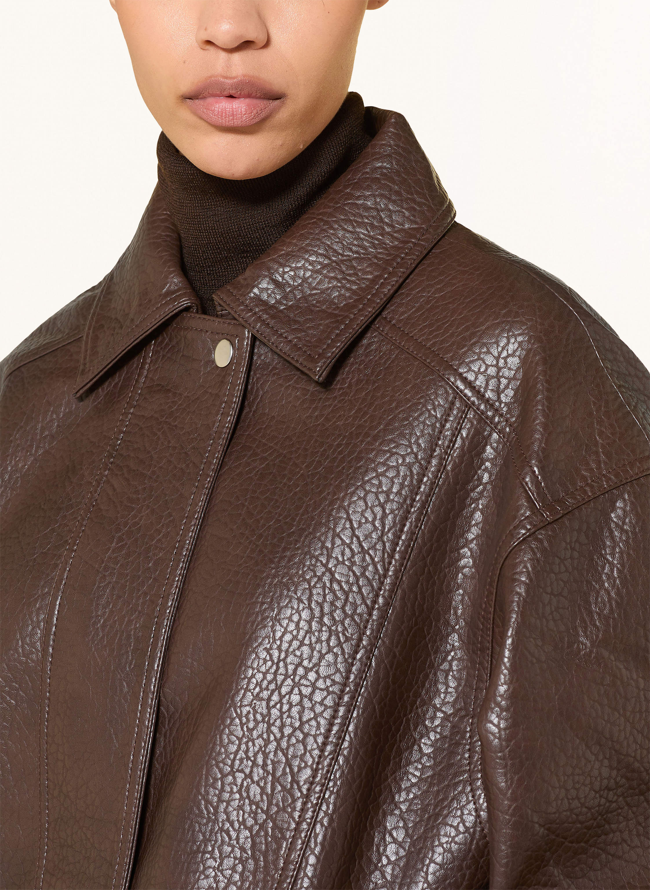 Thumbnail - The Frankie Shop Jacke Prescott In Lederoptik braun