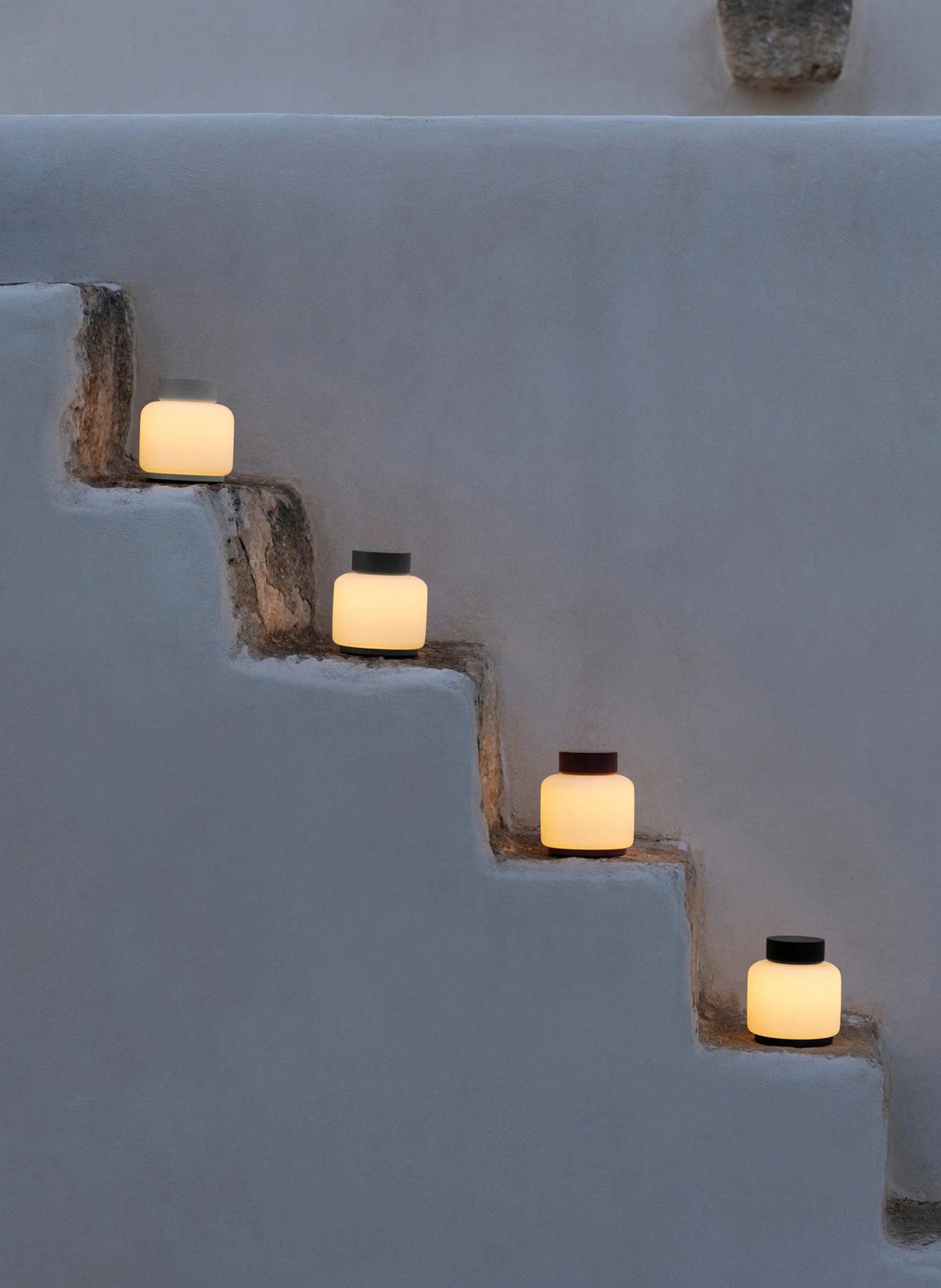 Thumbnail - Blomus Tischleuchte Fawn rot