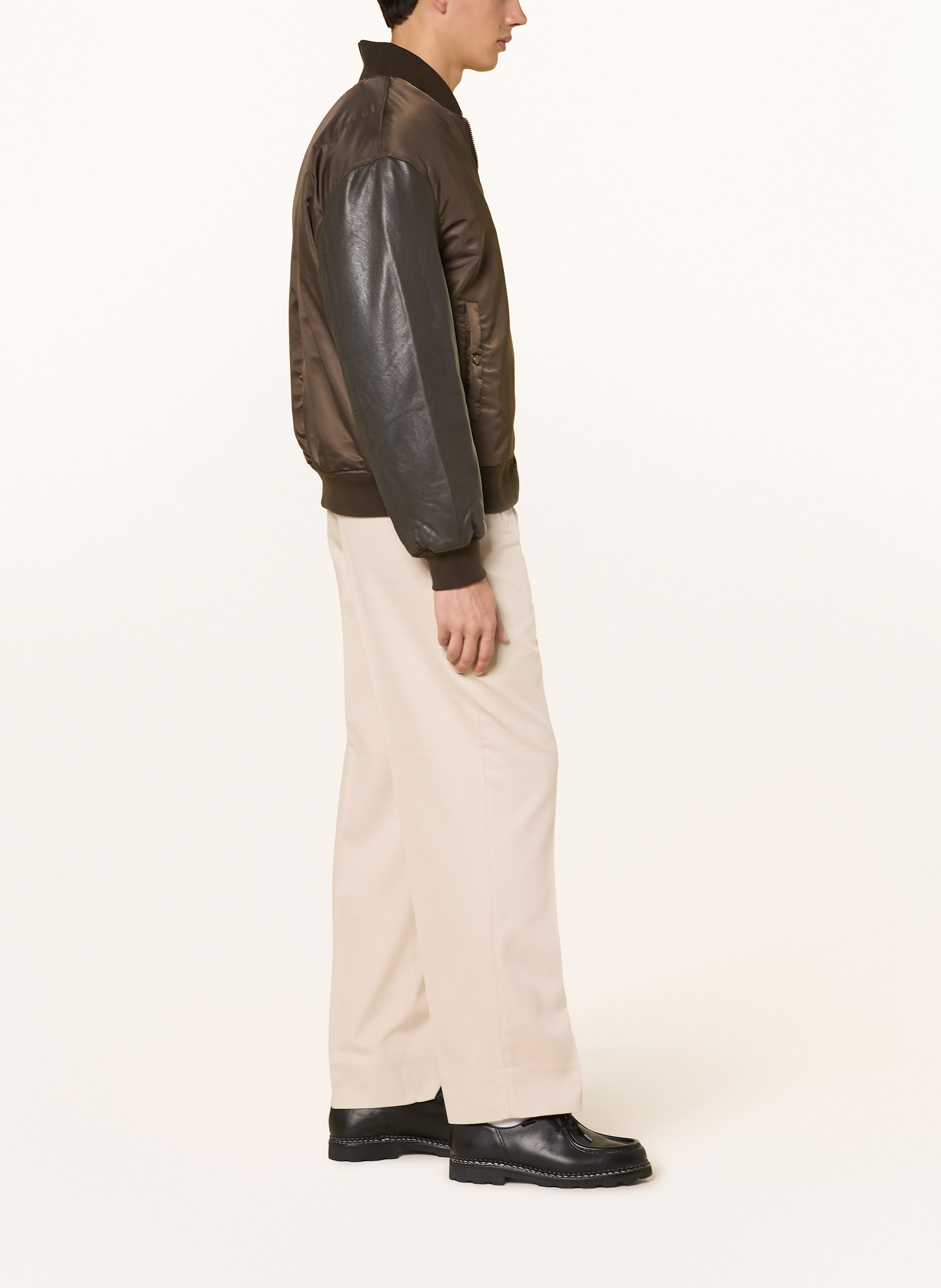 Thumbnail - Allsaints Chino Tallis Straight Fit beige