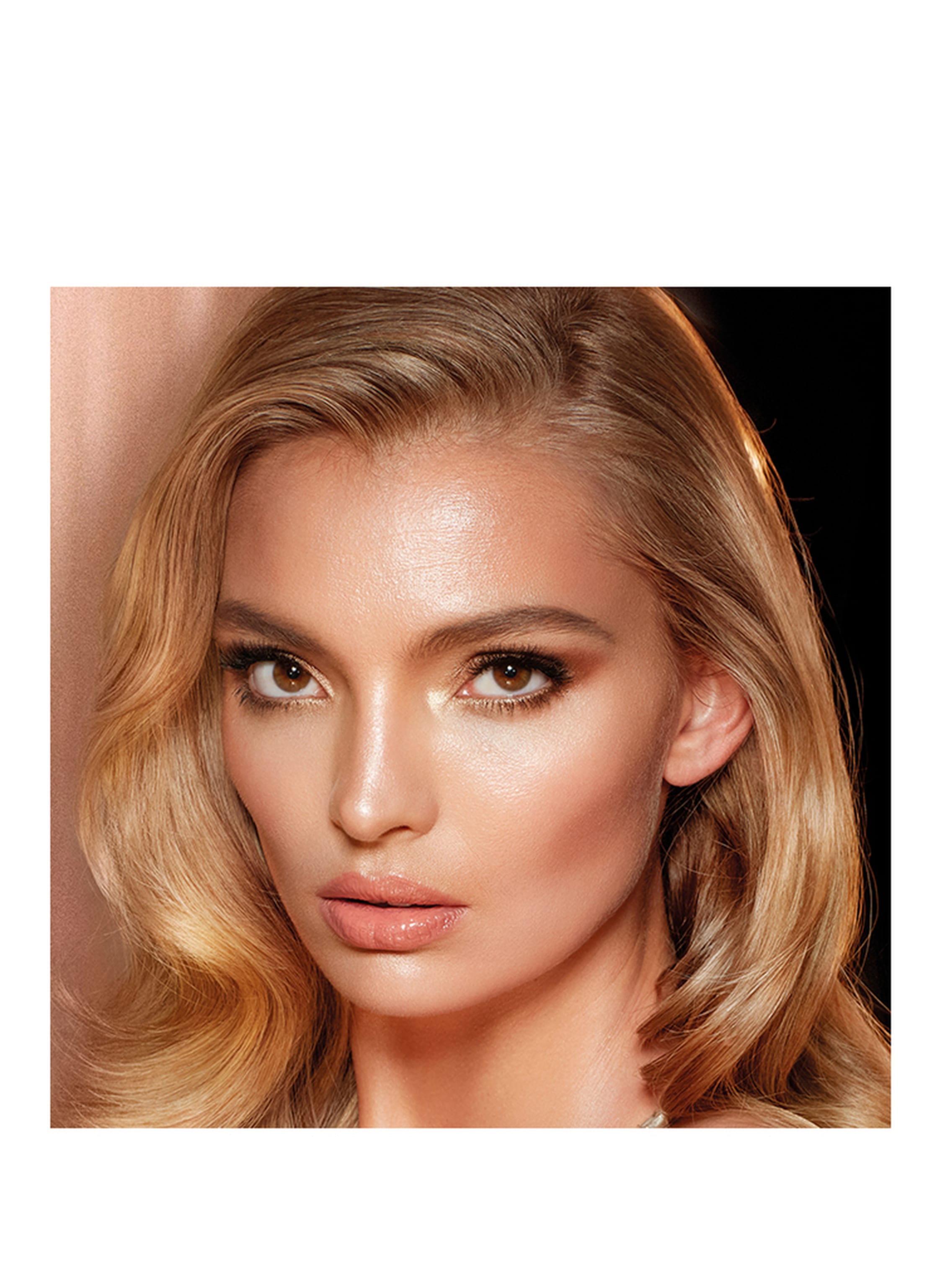Thumbnail - Charlotte Tilbury Hollywood Flawless Filter Foundation