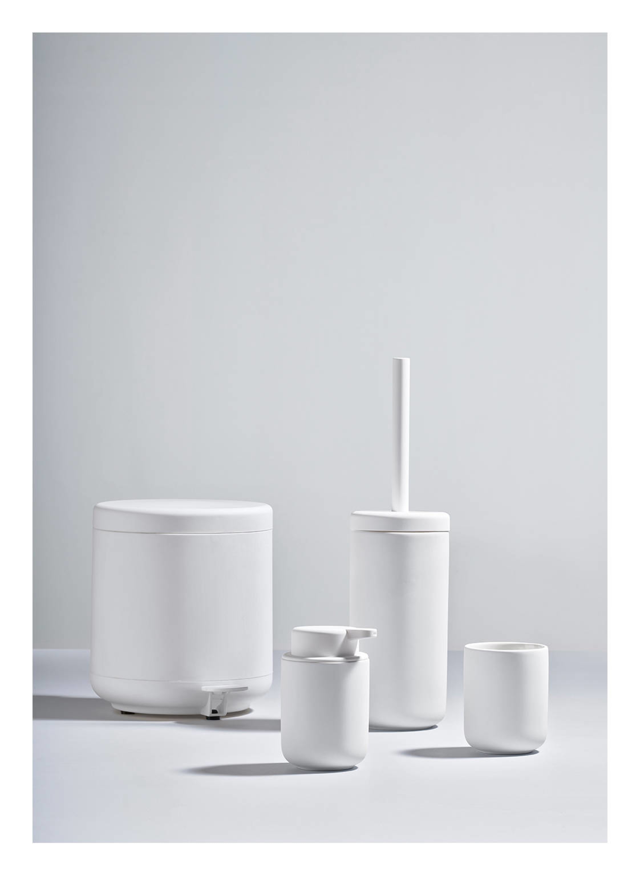 Thumbnail - Zone Denmark Badeimer Ume weiss
