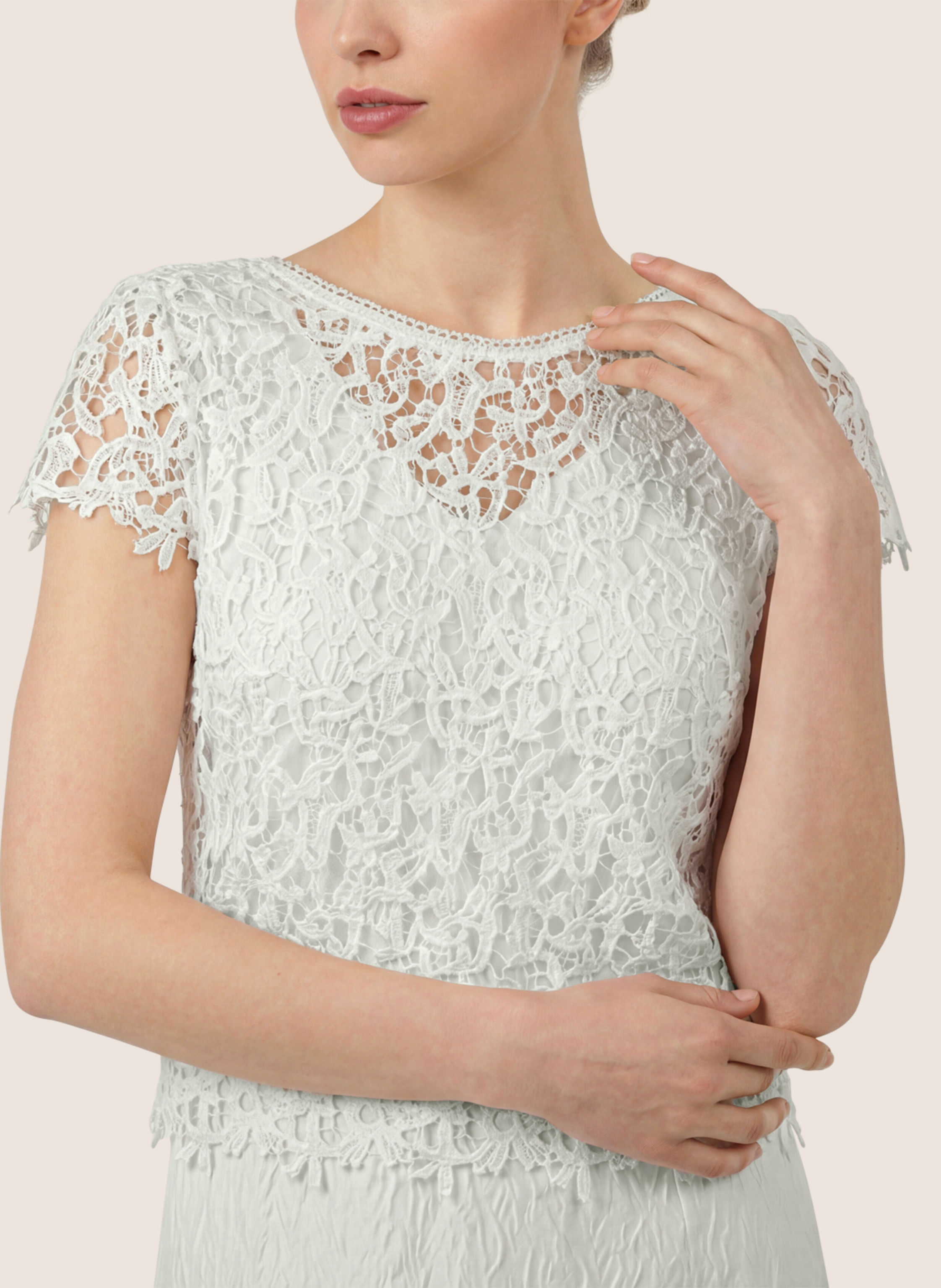 Thumbnail - Apart Etuikleid Mit Spitzenjäckchen weiss