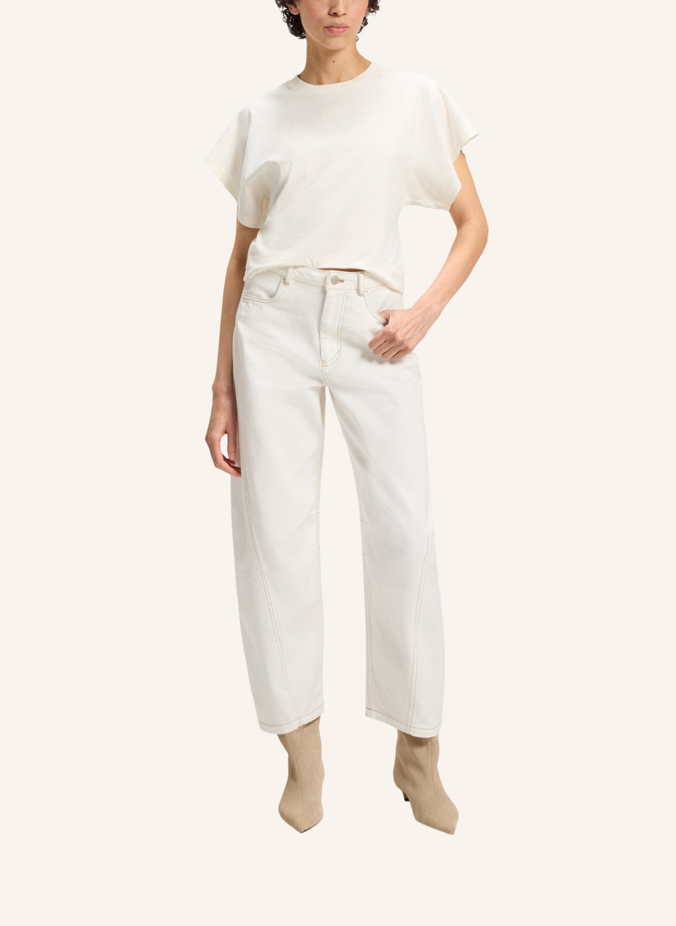 Thumbnail - Boss T-Shirt C_Ersi Regular Fit beige