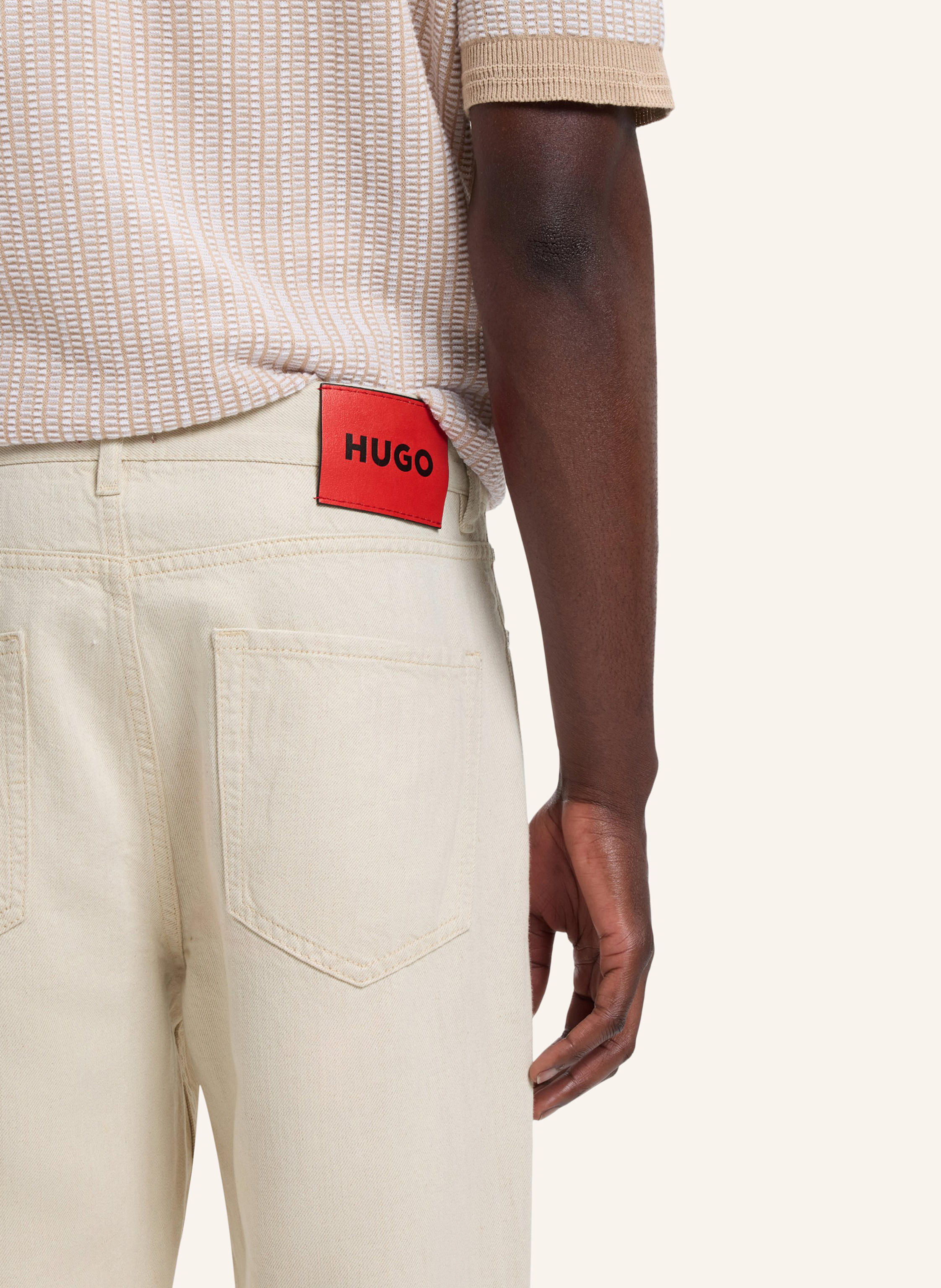 Thumbnail - Hugo Jeans Hugo 838 Tapered Fit beige