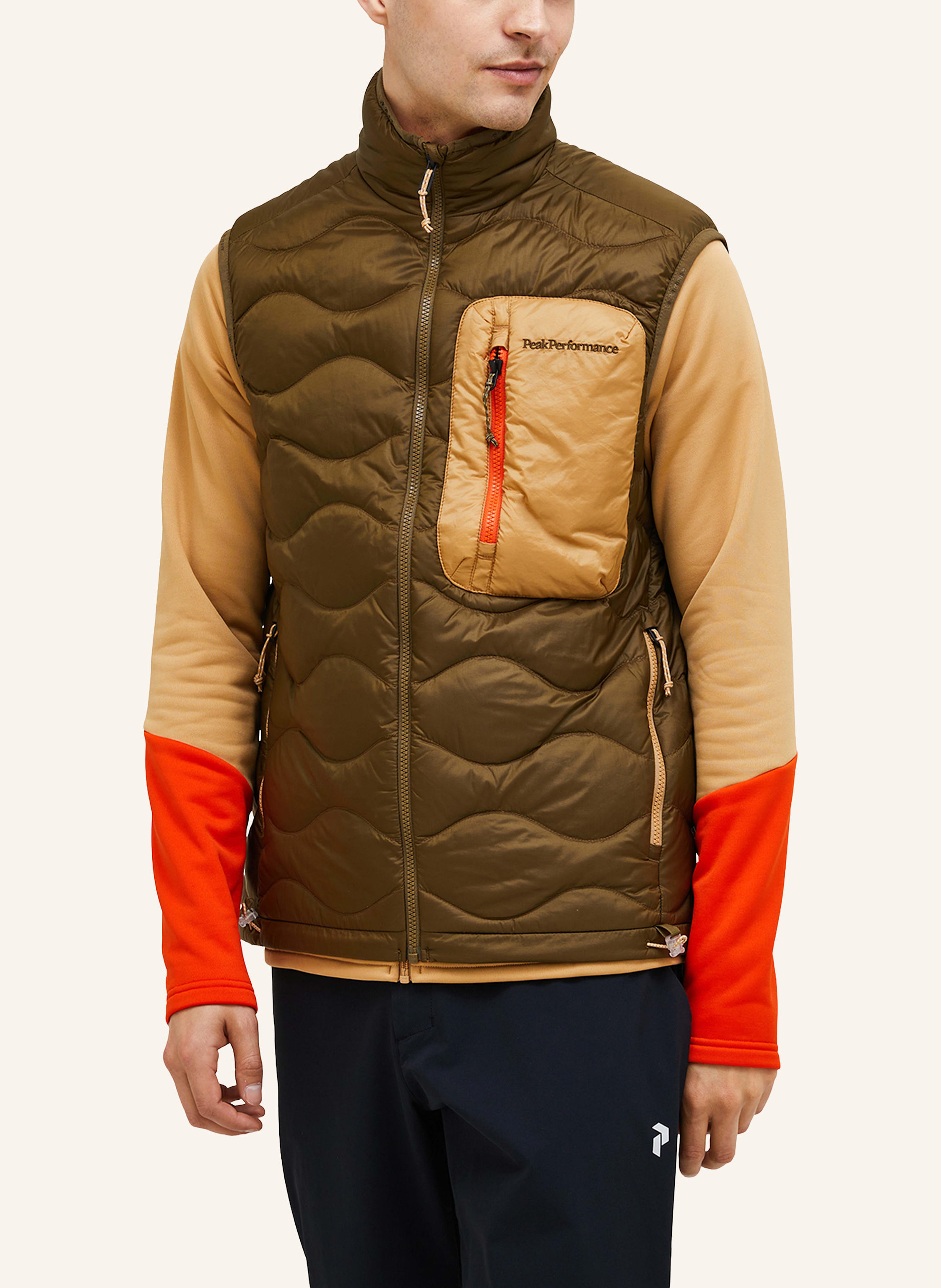 Thumbnail - Peak Performance Daunenweste Utility Helium gruen