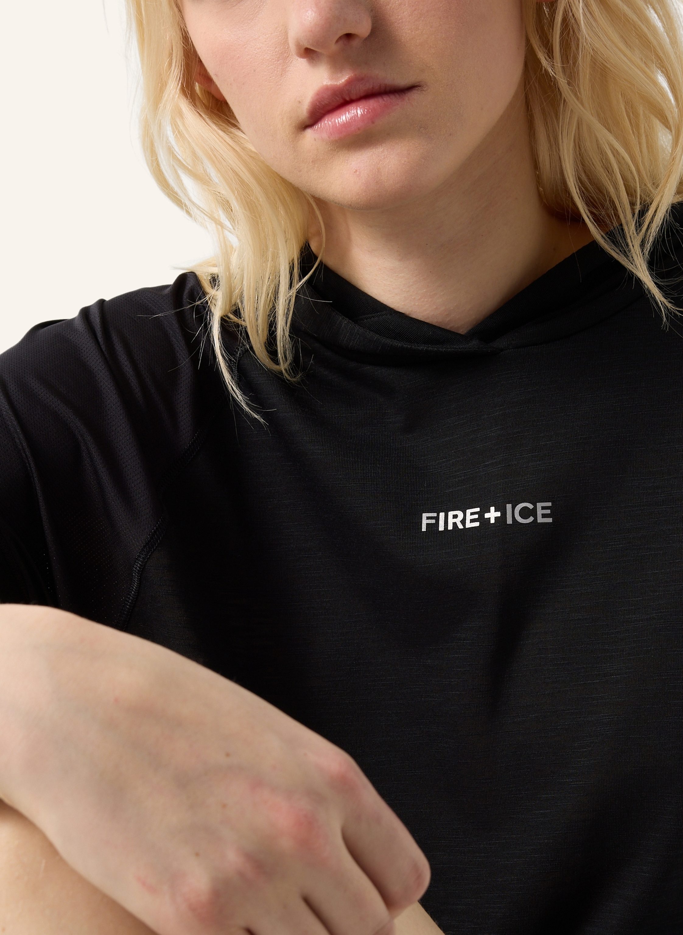 Thumbnail - Fire+Ice Funktionsshirt Damia schwarz