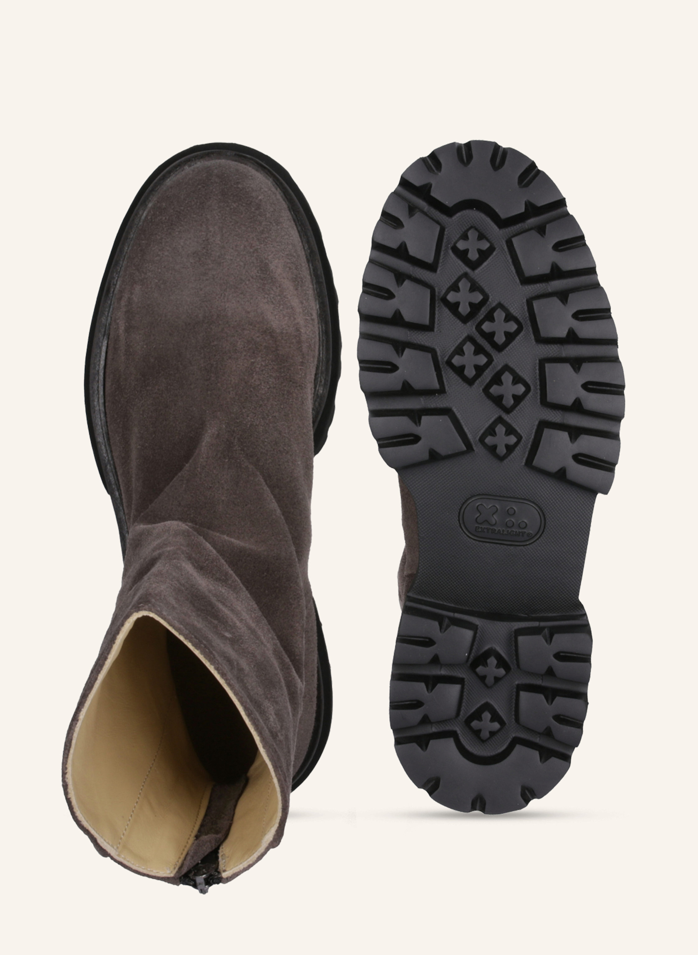 Thumbnail - Thea Mika Boots Carrie braun