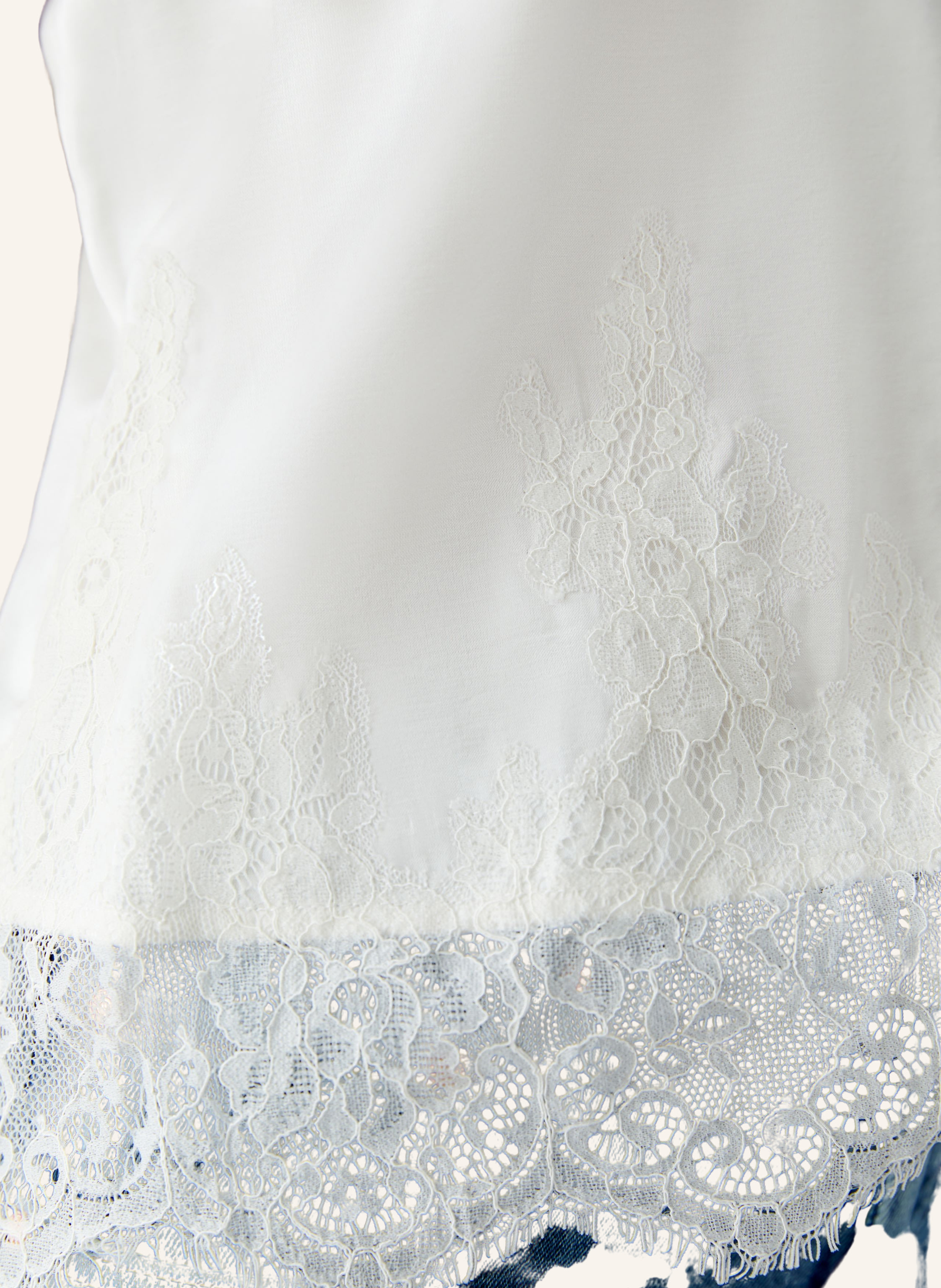 Thumbnail - Oui Satintop weiss