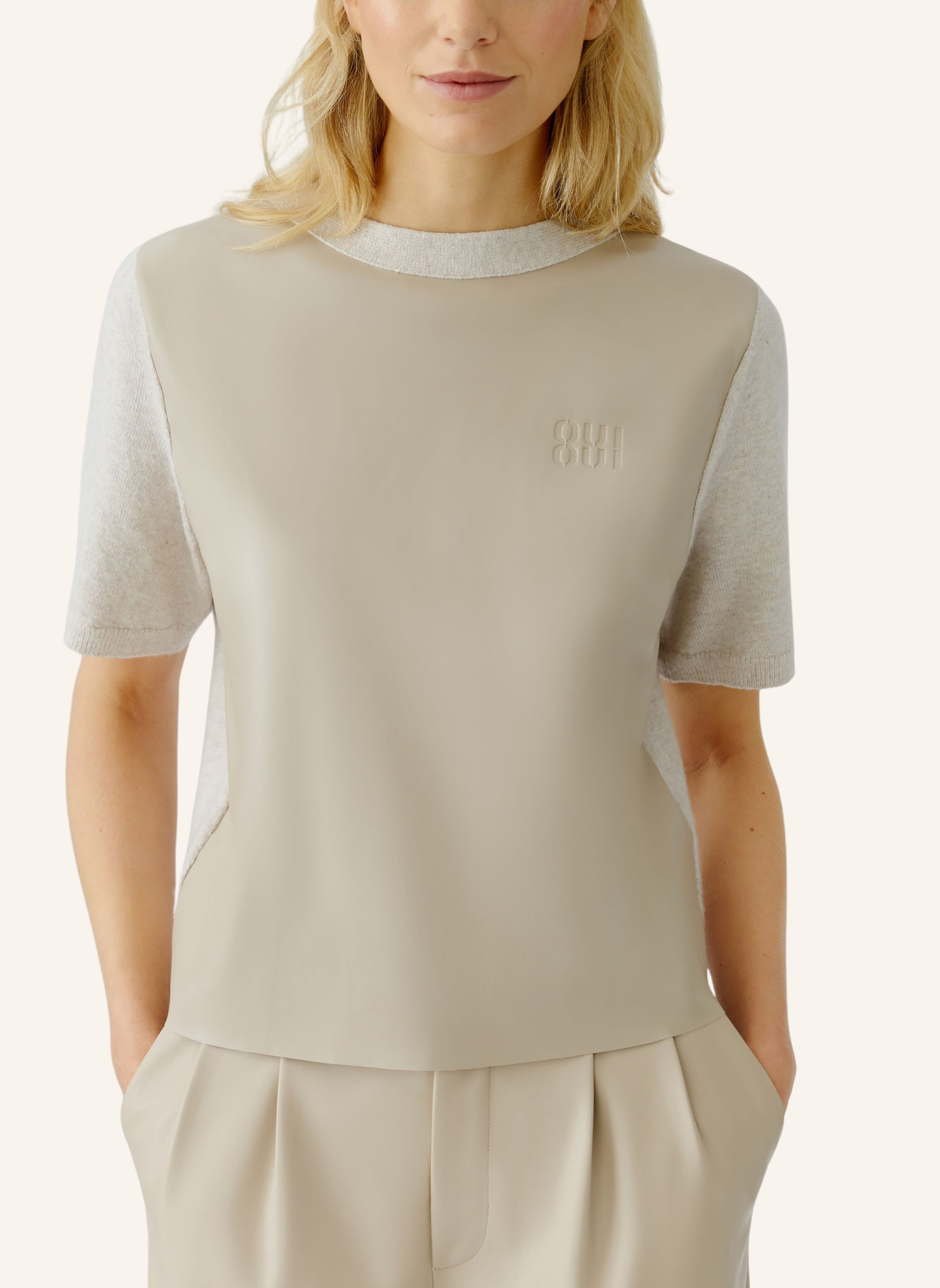 Thumbnail - Oui Strickshirt Im Materialmix Mit Lederoptik beige