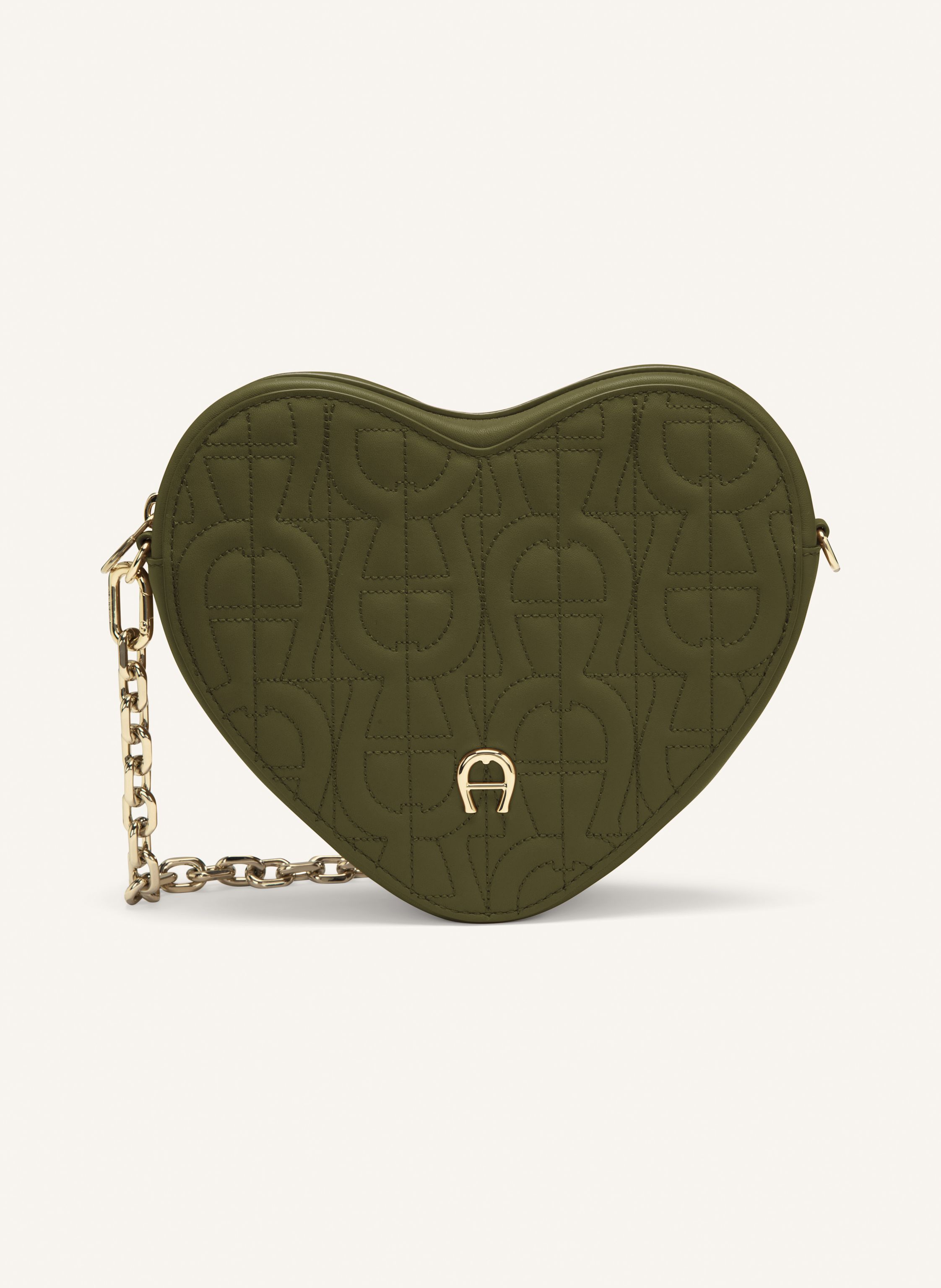 Aigner Fein genarbtes Leder. Längenverstellbarer Schulterriemen. Schulterriemen mit Kette und abnehmbarem Ledereinsatz. Mit Kette auch als Pouch tragbar. Innen ein Hauptfach. Verstärkter Taschenboden. Gestep in dunkelgrün