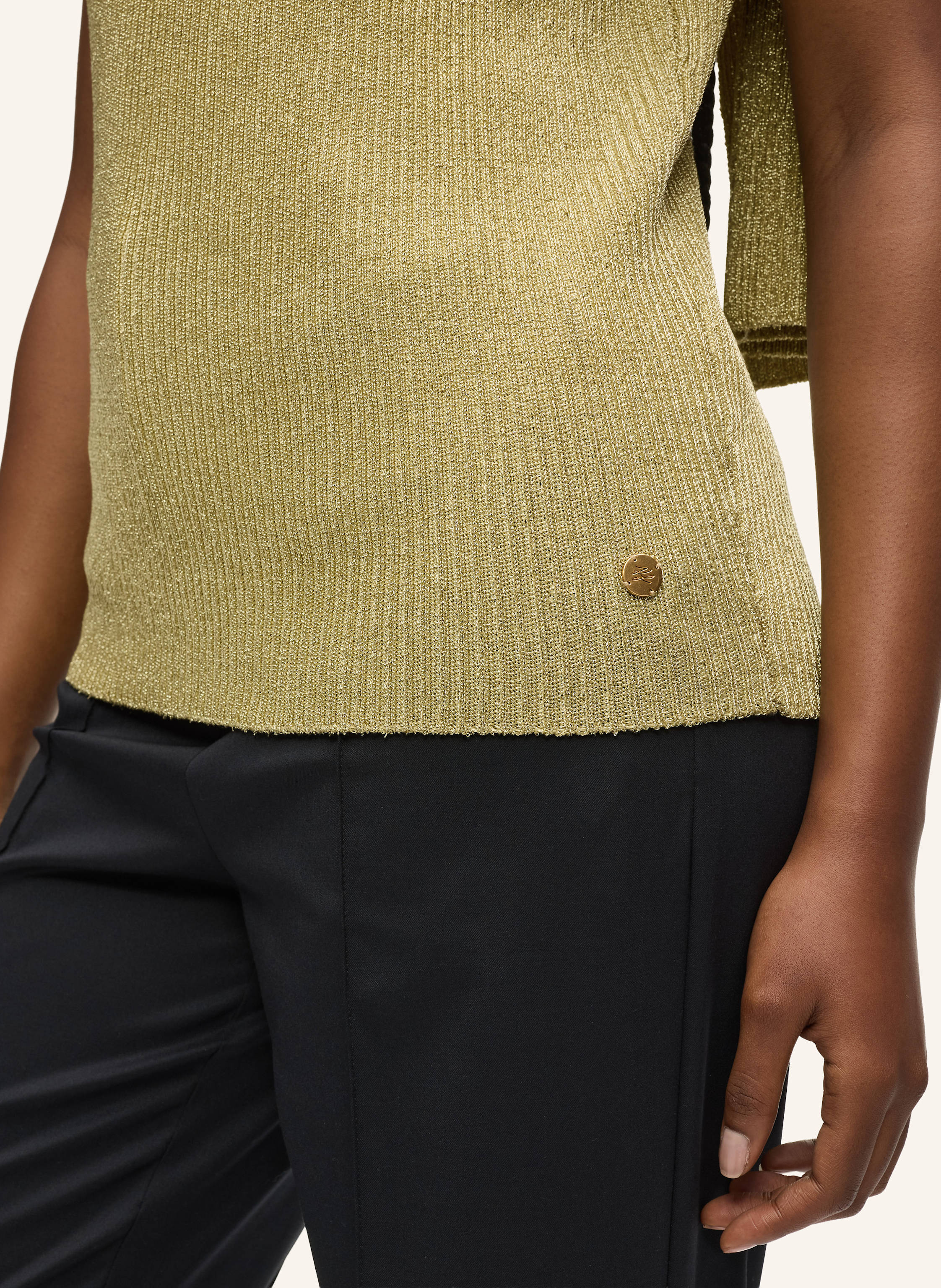 Thumbnail - Karl Lagerfeld Top gold