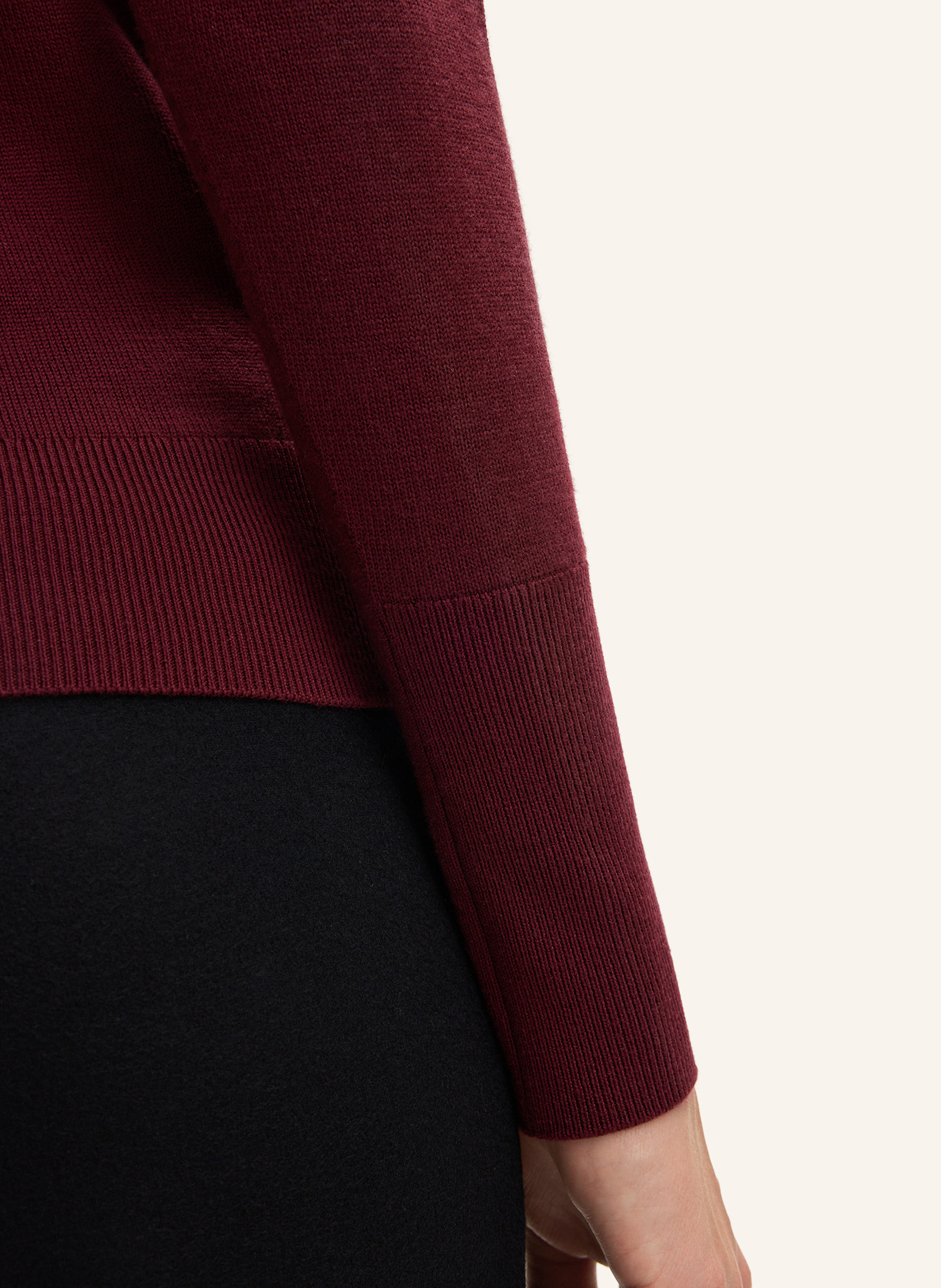 Thumbnail - Windsor. Rollkragenpullover Aus Merinowolle rot
