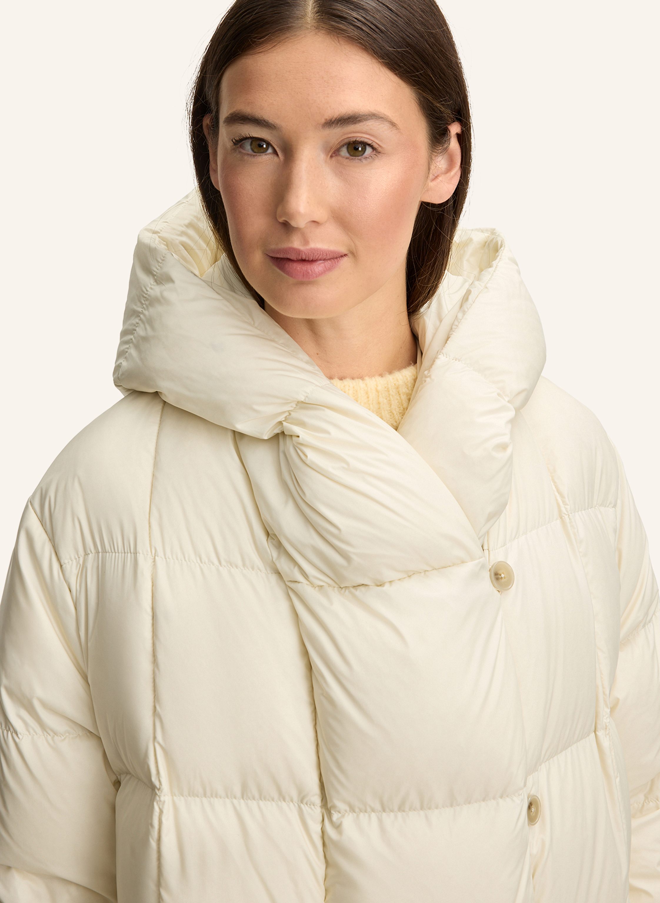 Thumbnail - Windsor. Daunenmantel beige