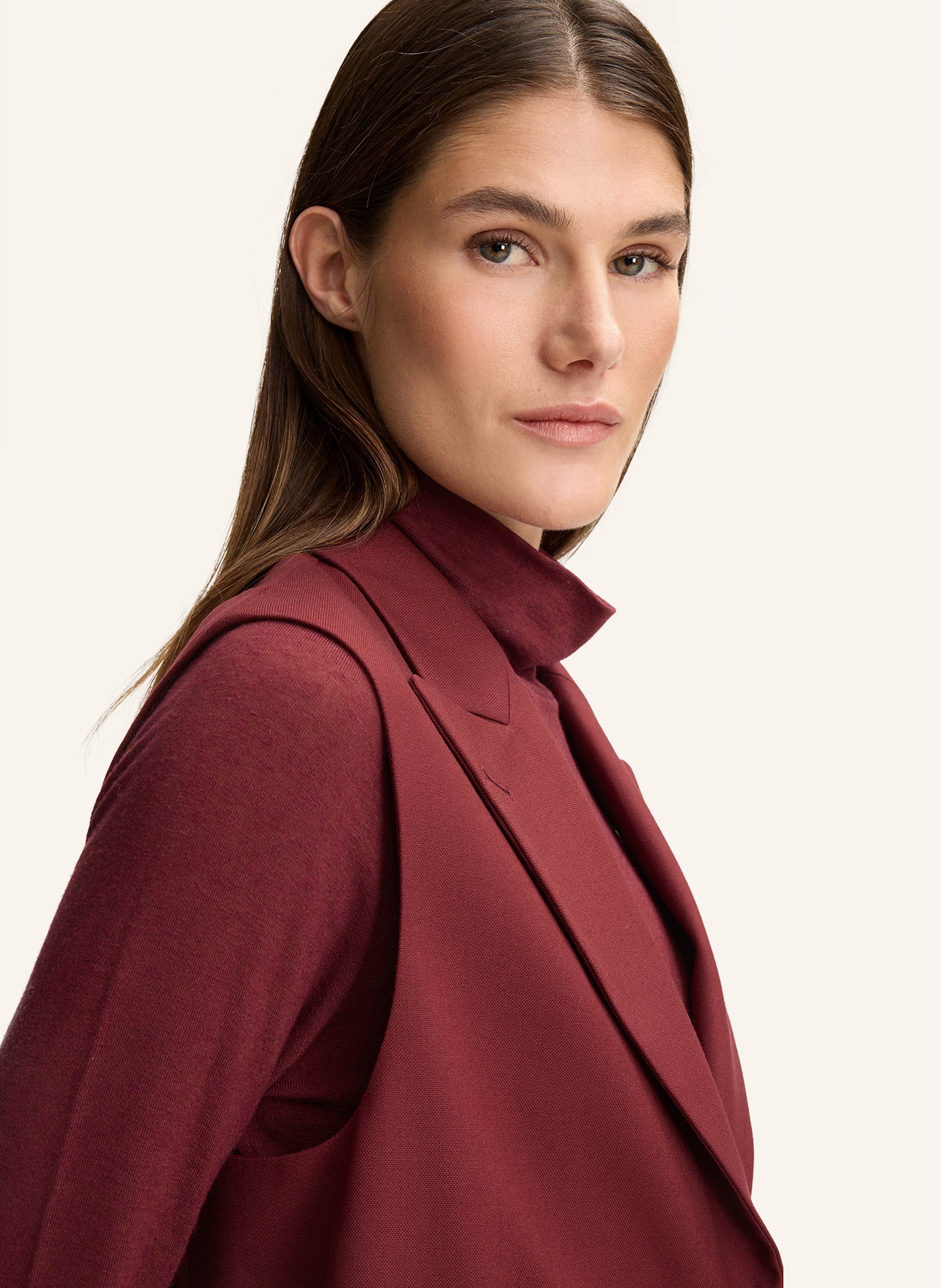 Thumbnail - Windsor. Weste rot