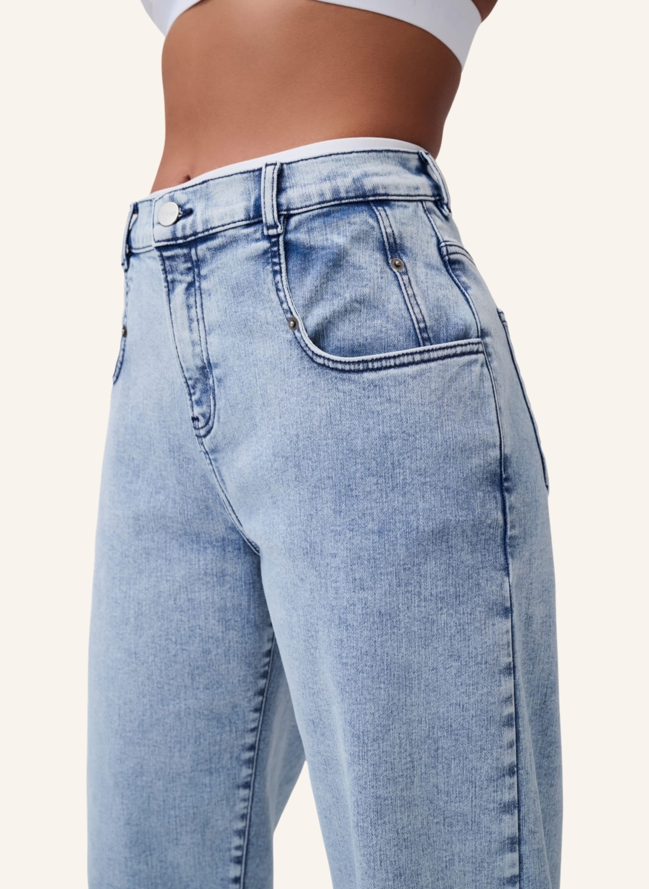 Thumbnail - Item m6 Mom Jeans Relaxed High Rise Denim blau
