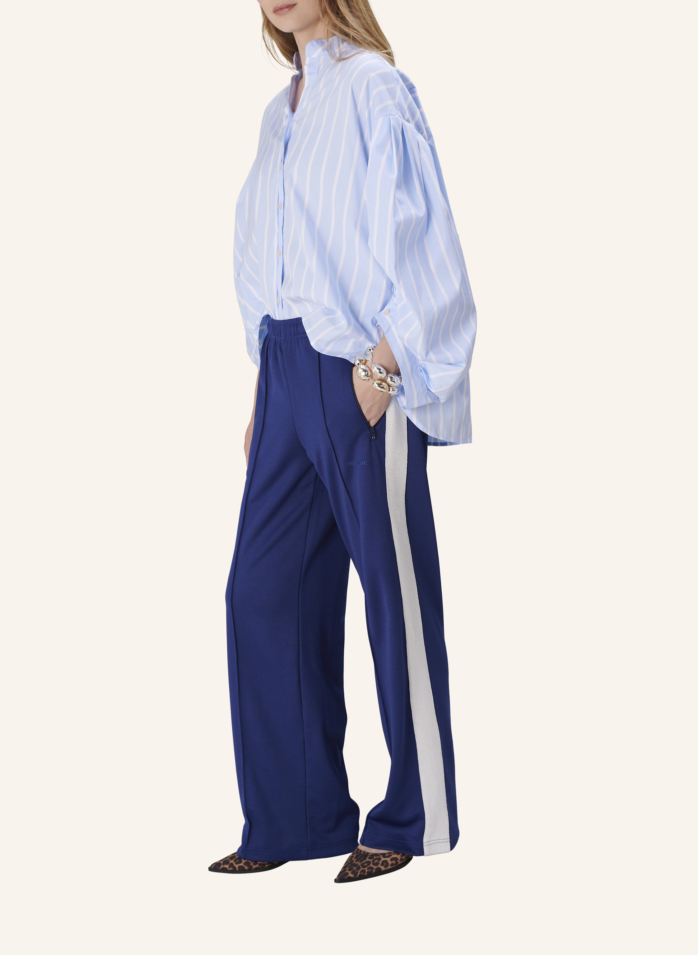 Thumbnail - True Religion Hose Taylor Im Jogging Stil blau