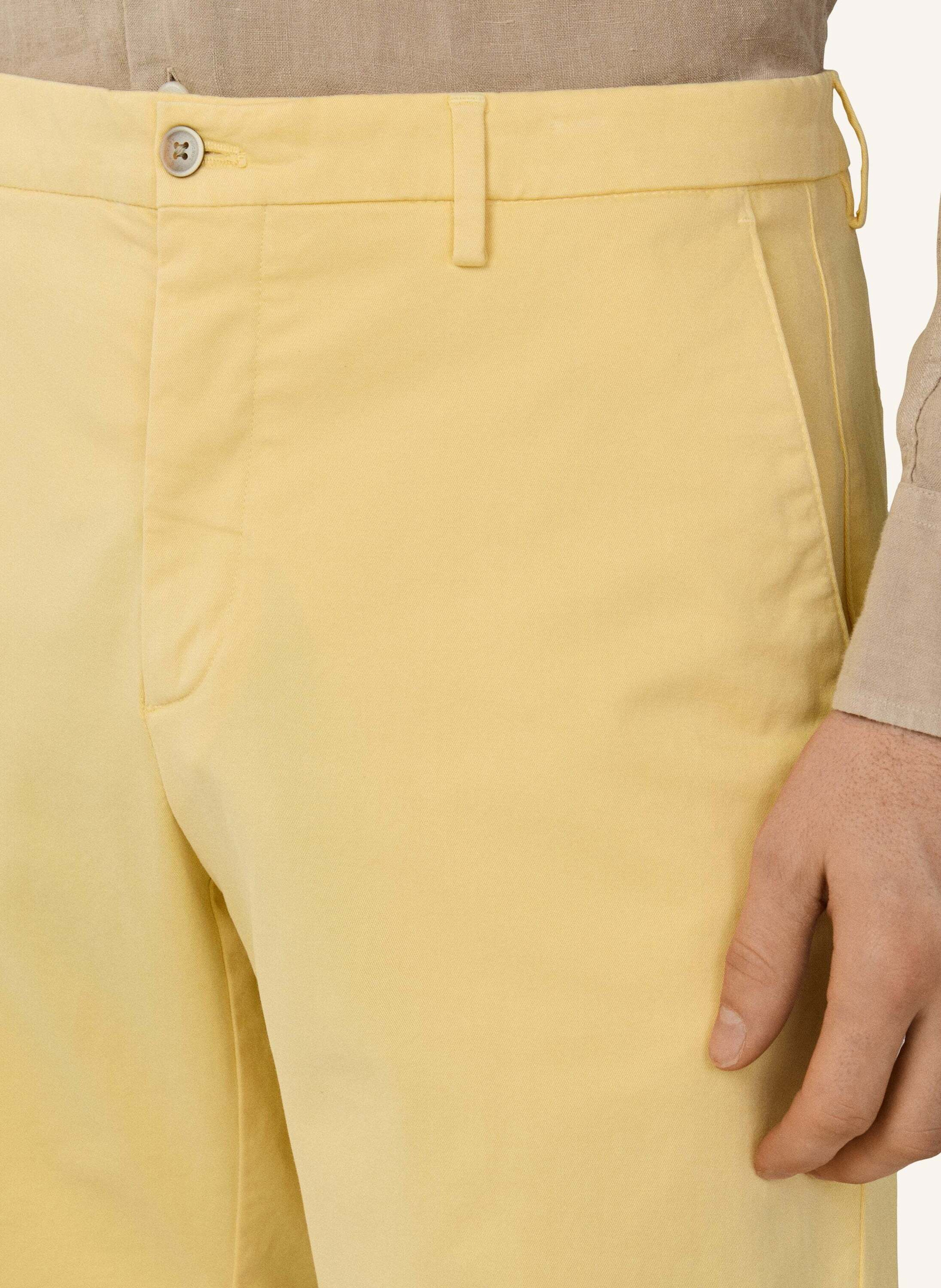 Thumbnail - Hackett London Shorts Core Short San gelb