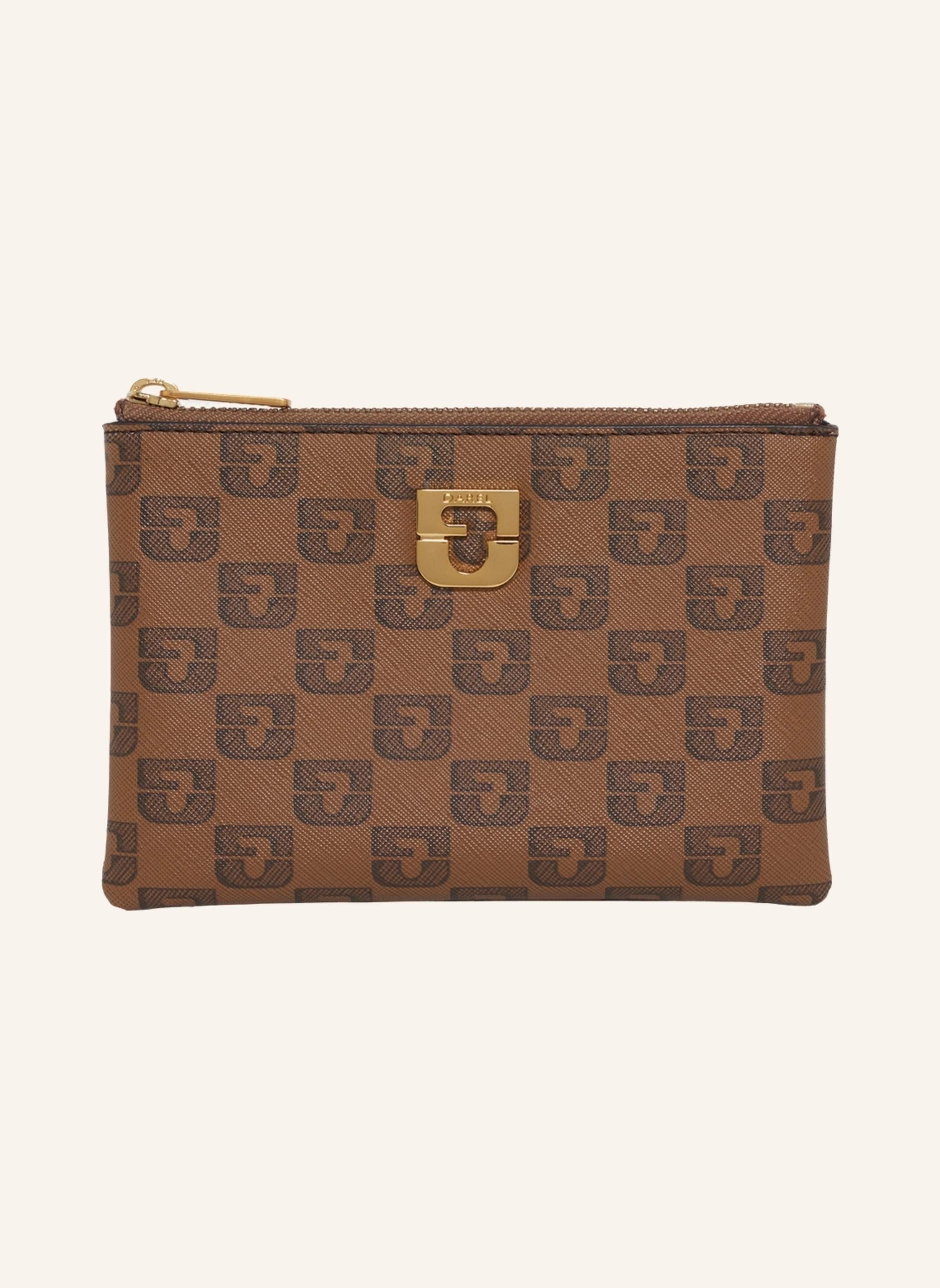 Gerard Darel Raffinierte und elegante Tasche aus beschichtetem Canvas mit Monogramm, verziert mit den Initialen des Hauses in Gold.Ein Accessoire, das die Organisation Ihrer Tasche optimiert und Stil mit Funktiona in camel