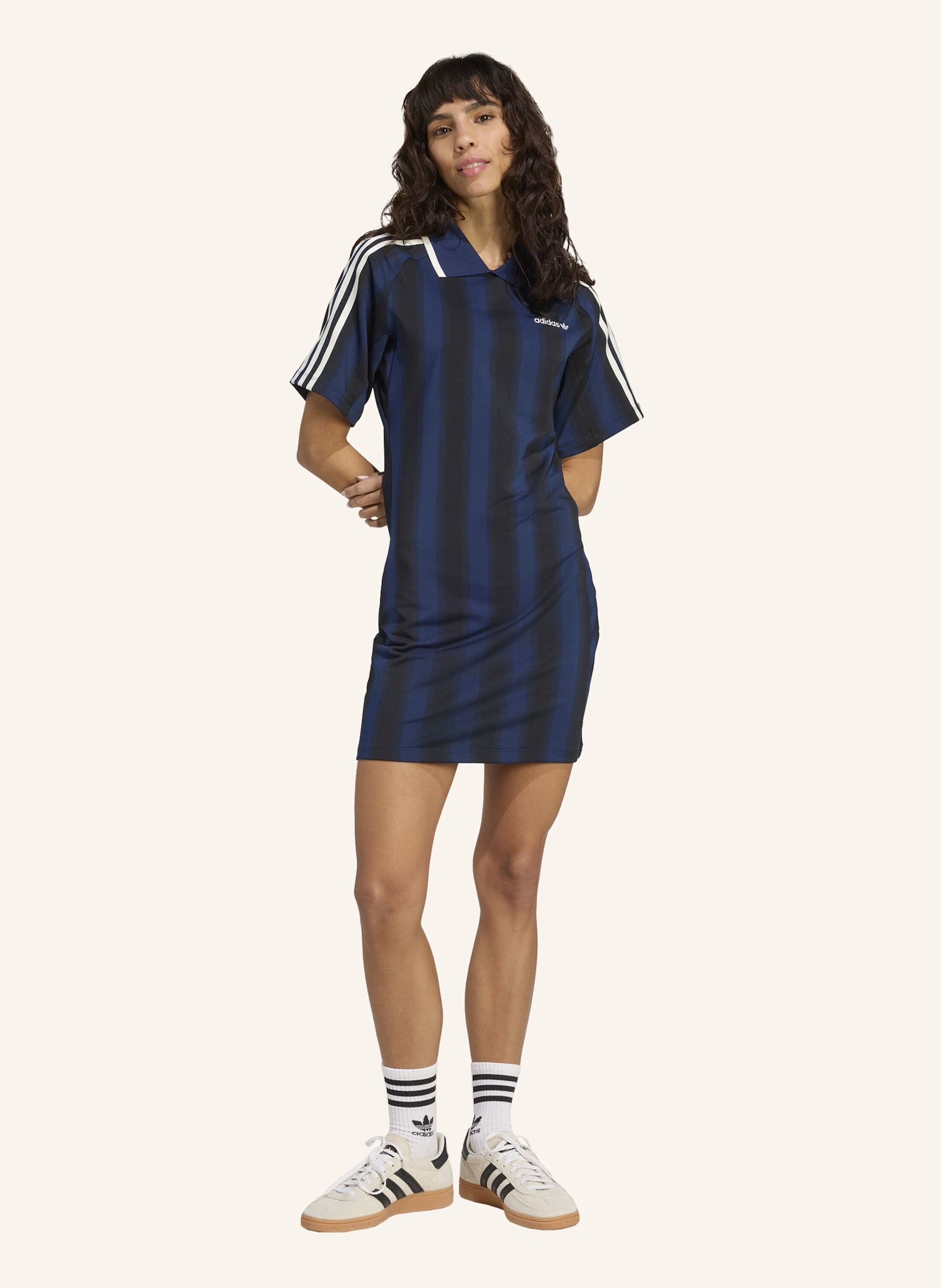 Thumbnail - Adidas Originals Football Inspired Graphic Kleid blau