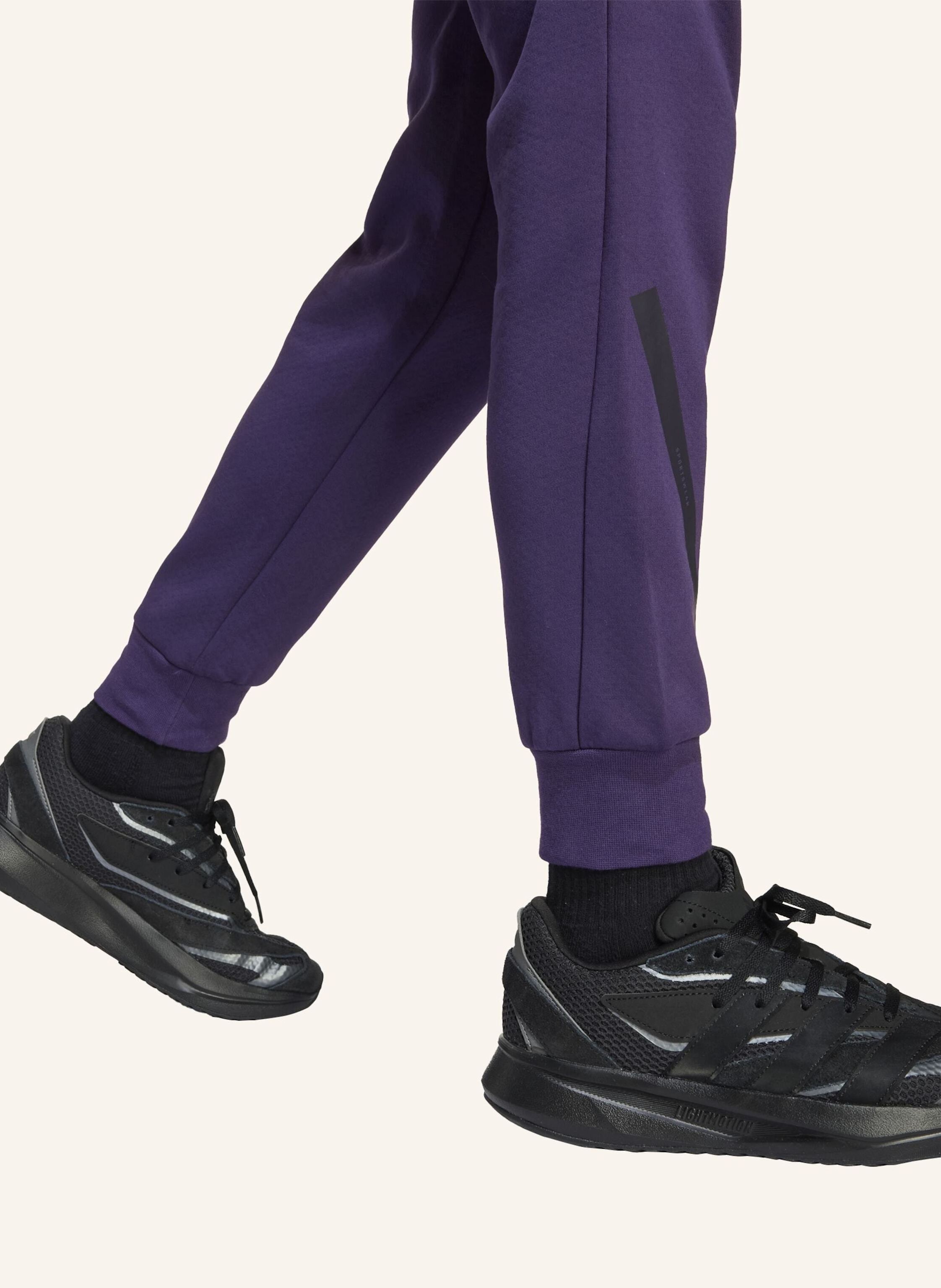 Thumbnail - Adidas Adidas Z.N.E. Hose Mit Schmal Zulaufender Beinform lila