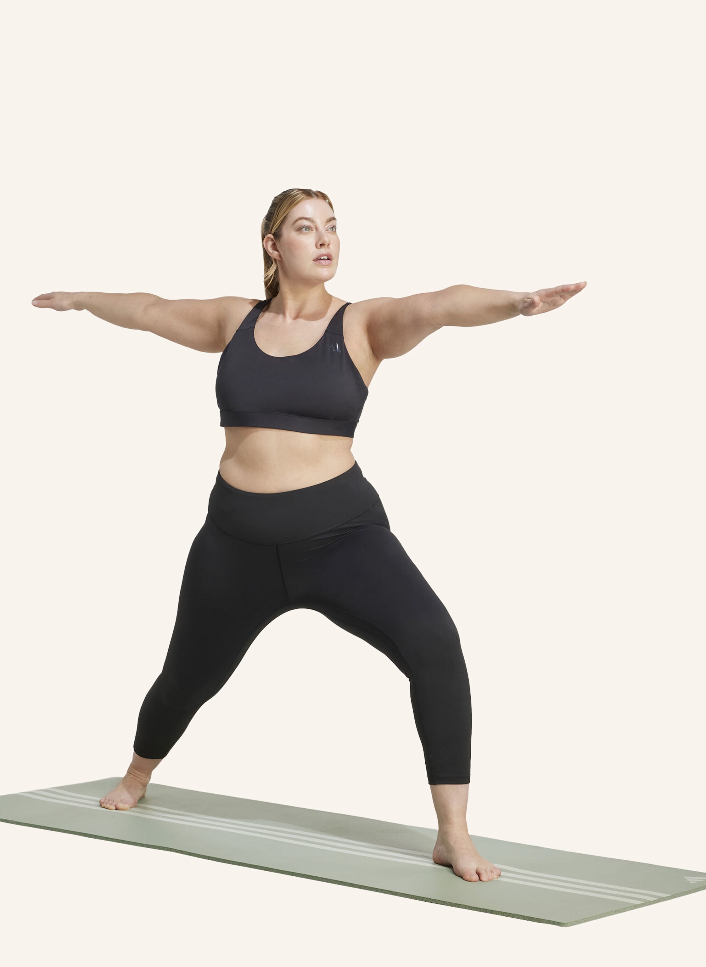 Thumbnail - Adidas All Me 7/8-Leggings – Grosse Grössen schwarz