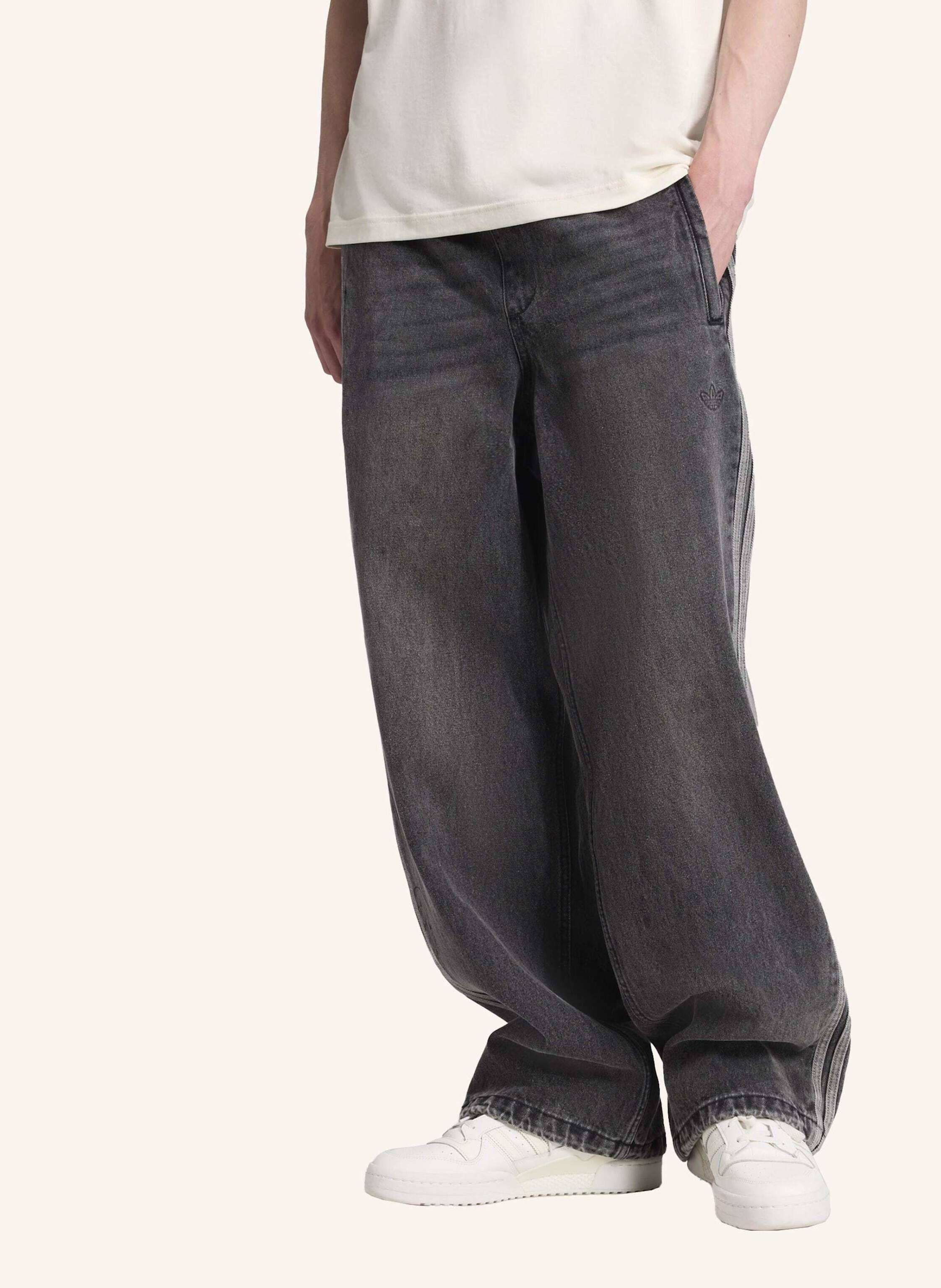 Thumbnail - Adidas Originals Adilenium Season 4 Teamgeist Denim Jogginghose schwarz