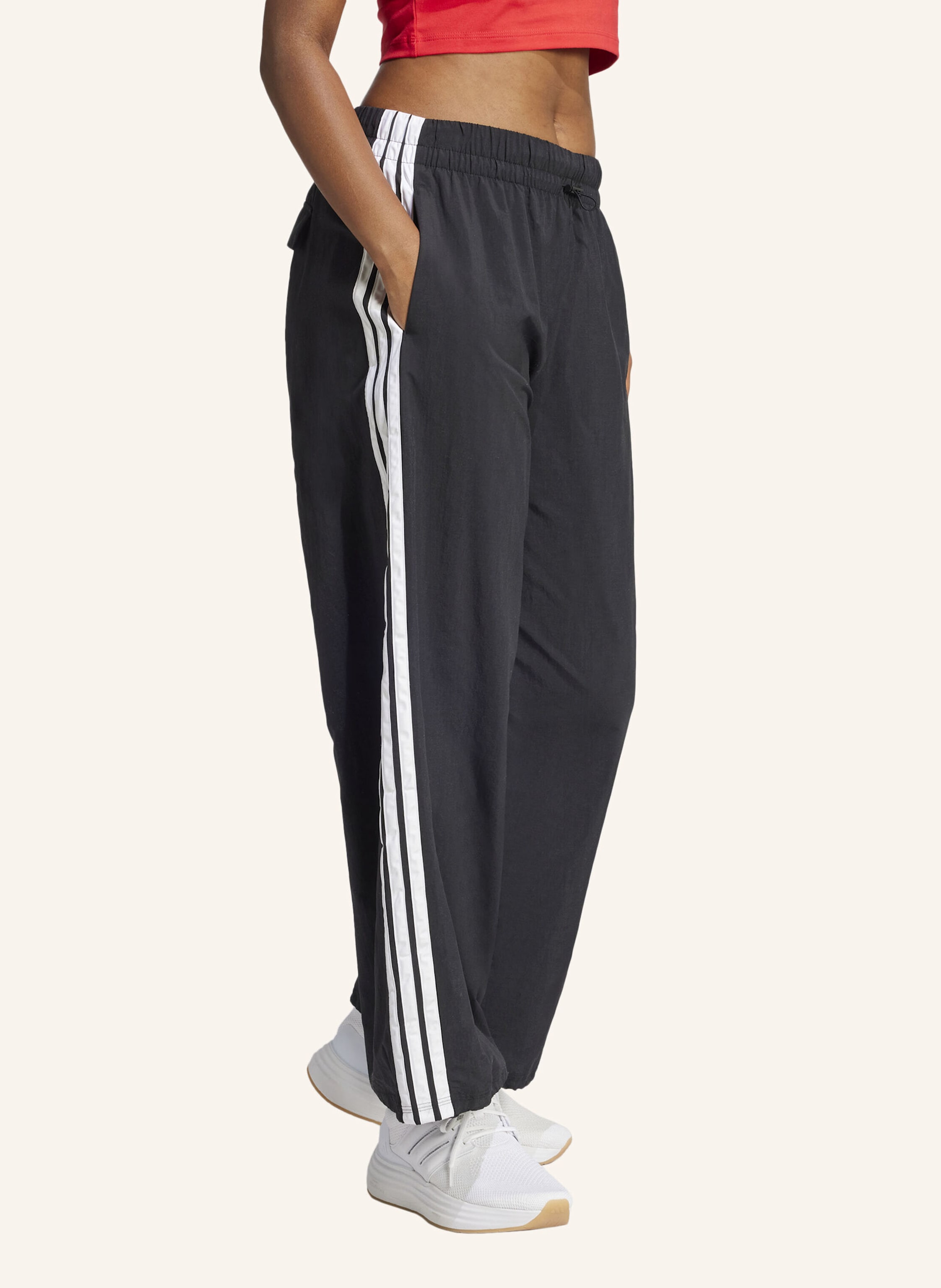 Thumbnail - Adidas Essentials 3-Streifen Lifestyle Woven Parachute Hose schwarz