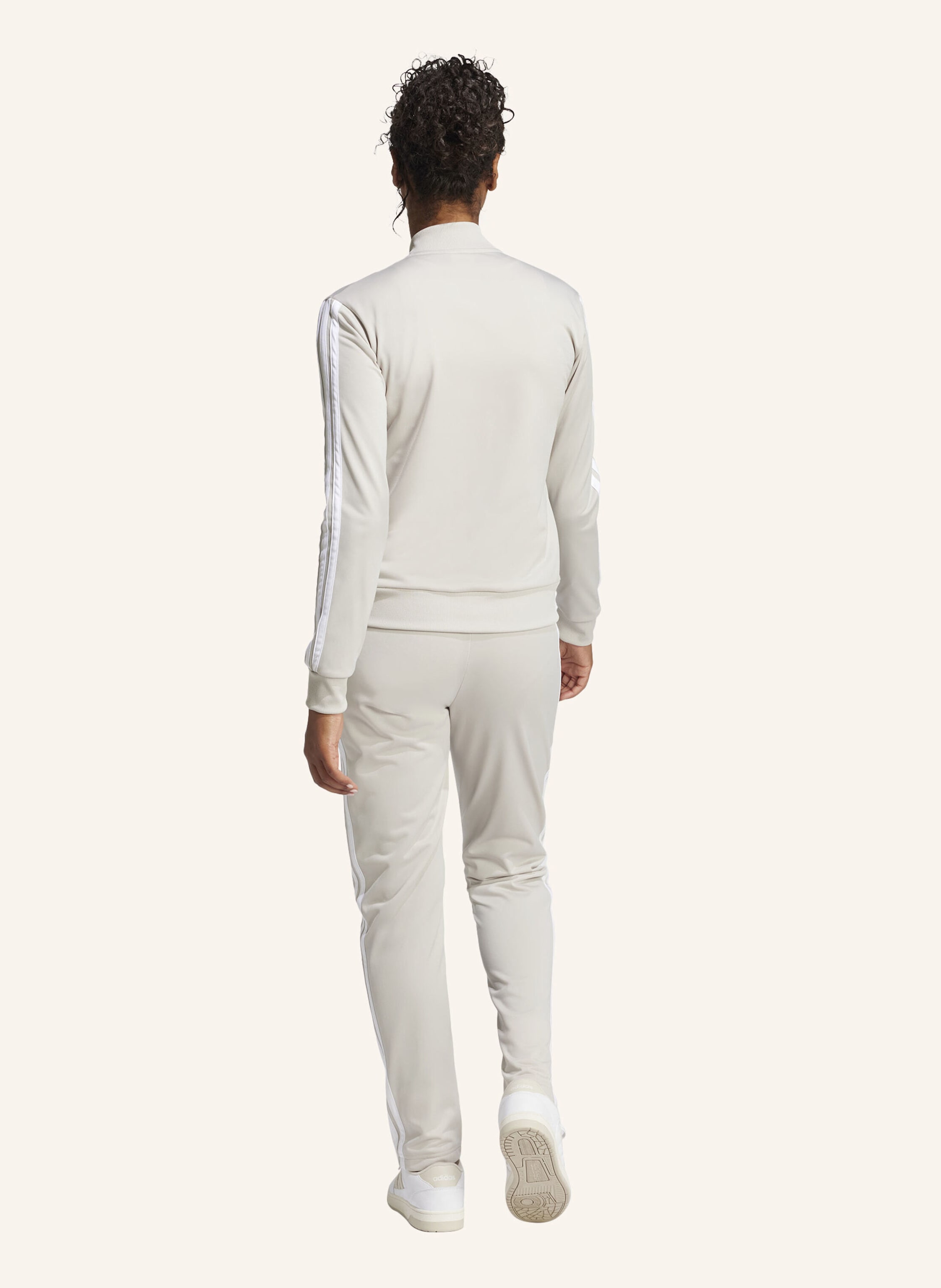 Thumbnail - Adidas Essentials 3-Streifen Trainingsanzug beige