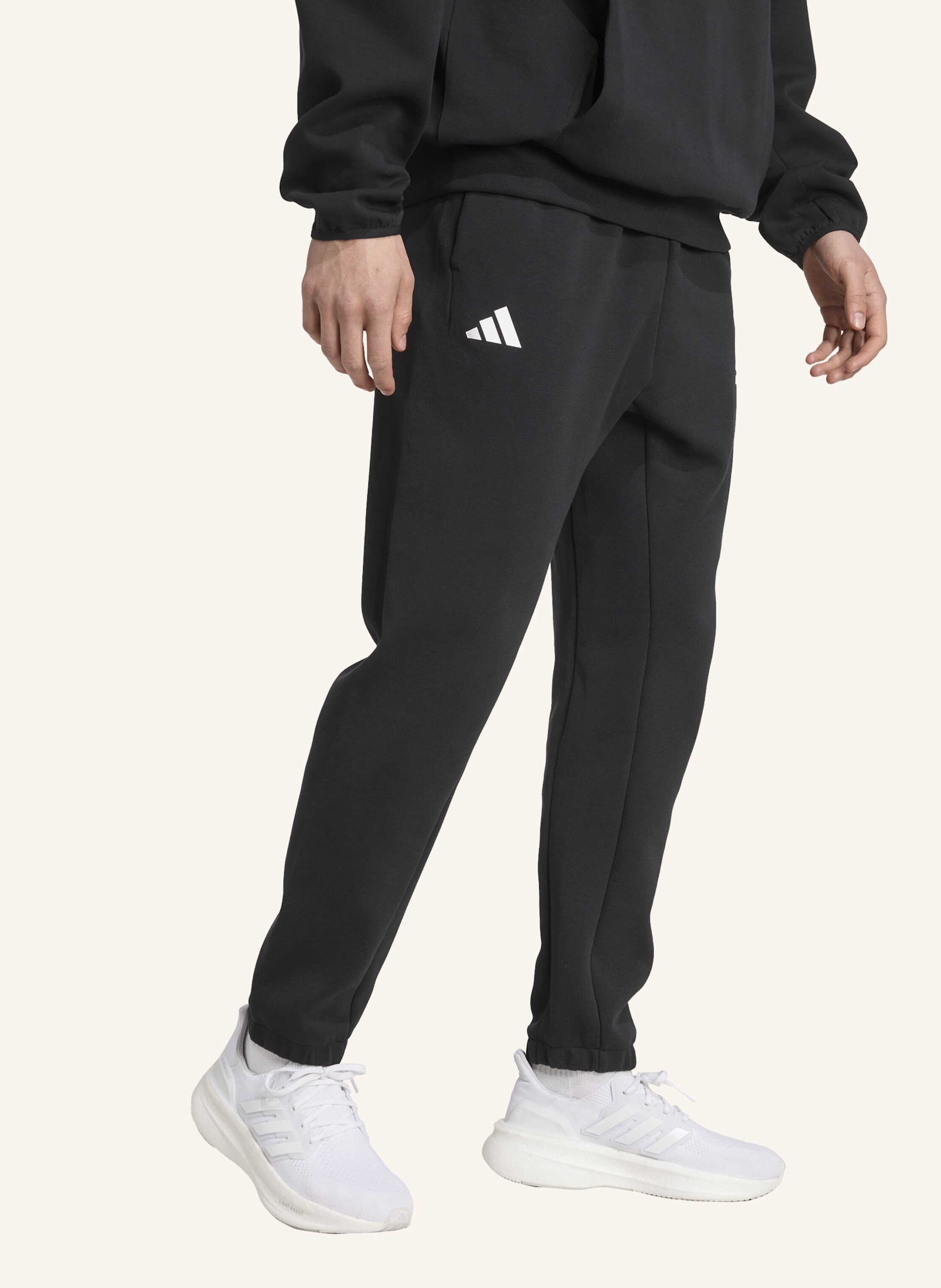 Thumbnail - Adidas All Blacks Präsentationshose schwarz
