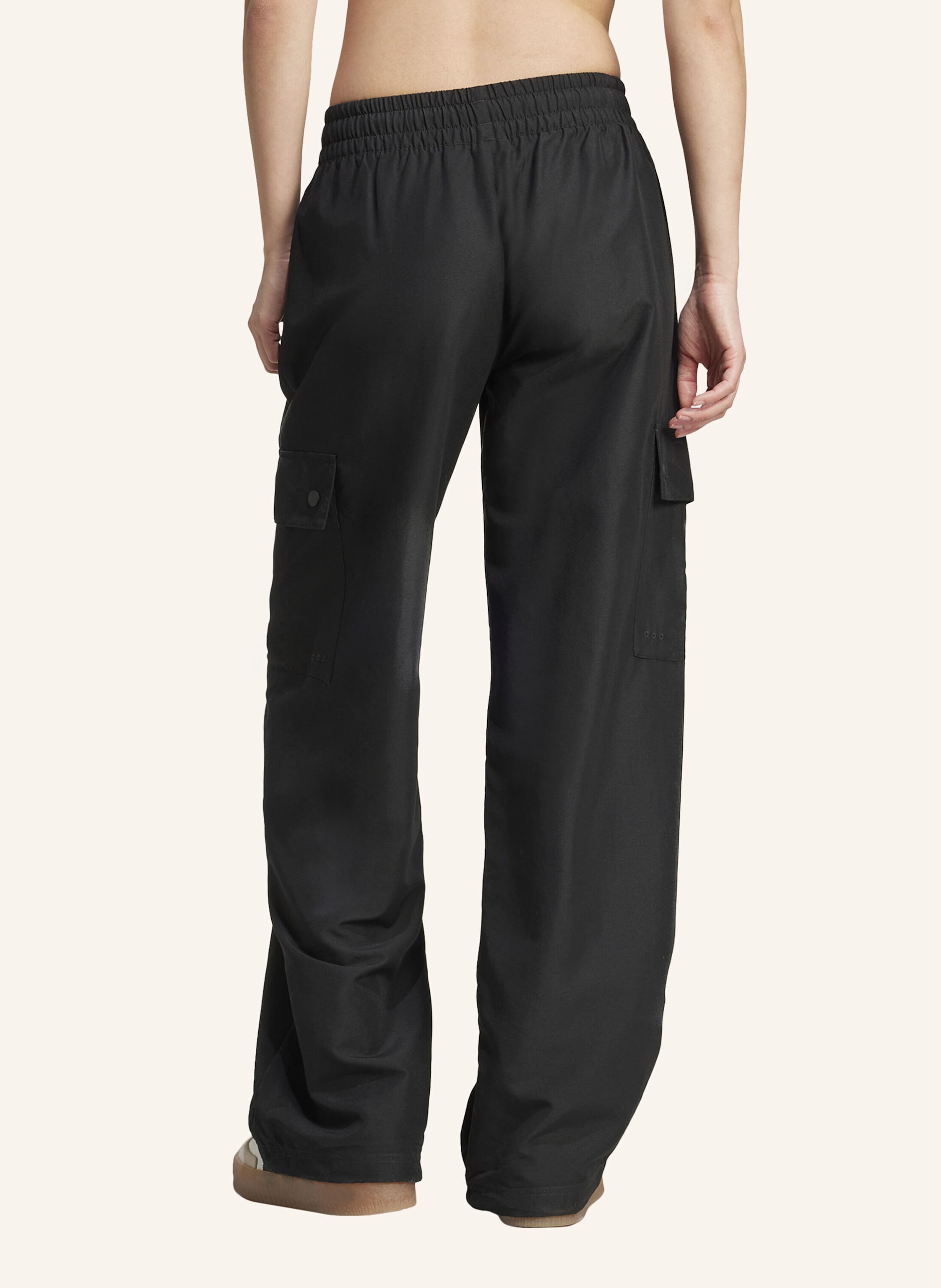 Thumbnail - Adidas Originals Essentials Woven Cargohose schwarz