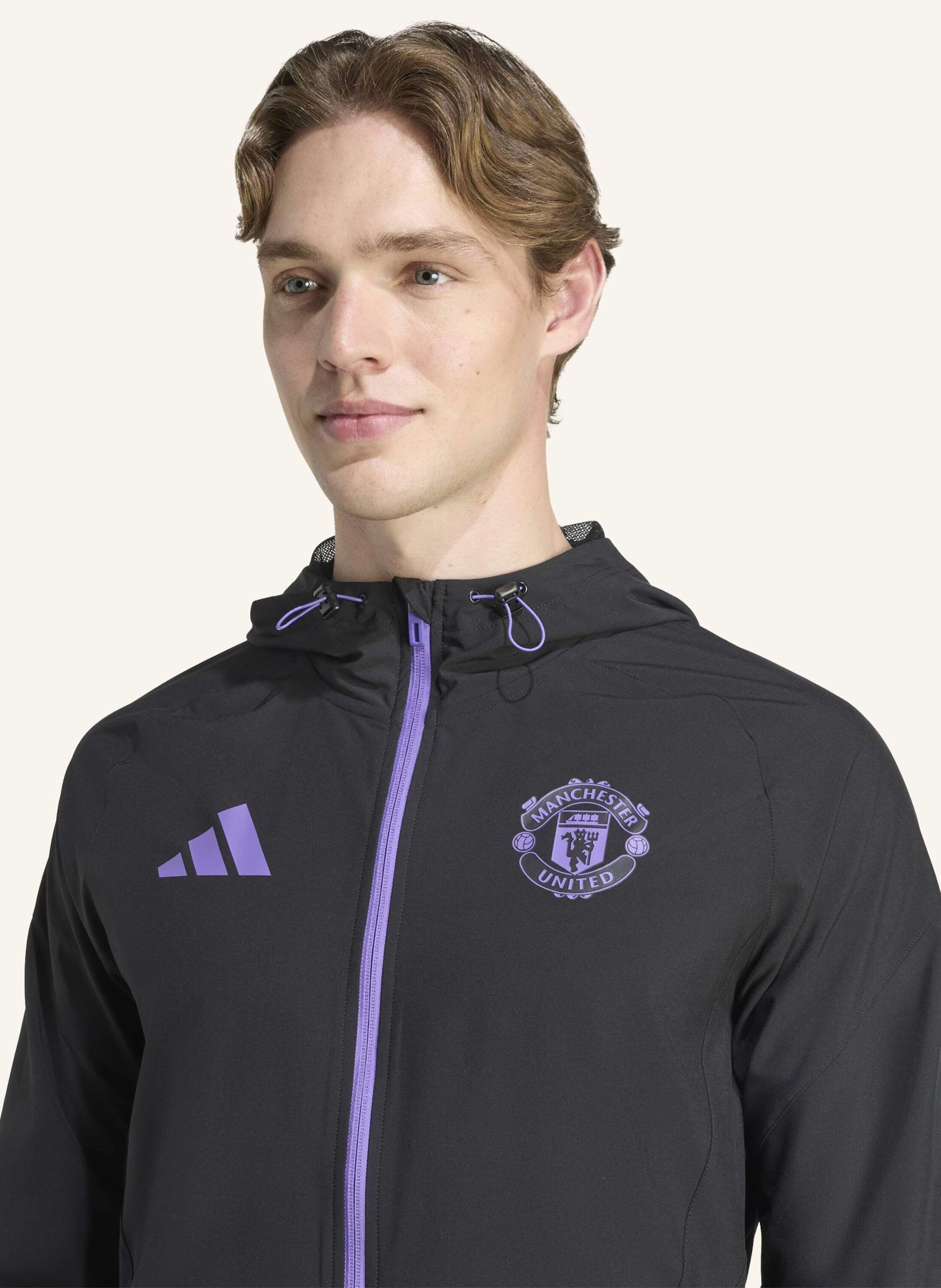 Thumbnail - Adidas Manchester United Tiro 25 Competition Vis Tech Travel Jacke schwarz
