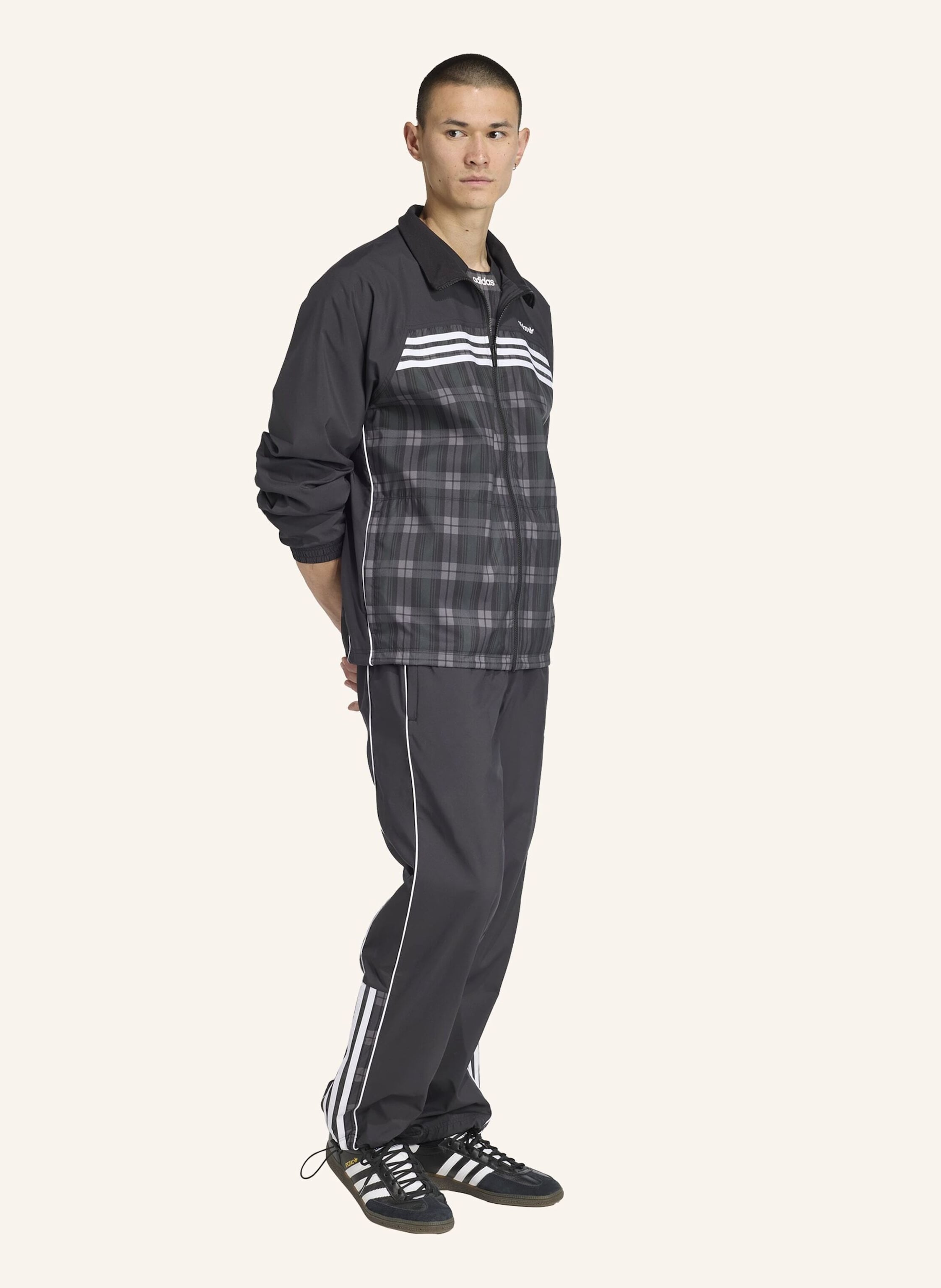Thumbnail - Adidas Originals Tartan Loose Trainingsjacke schwarz